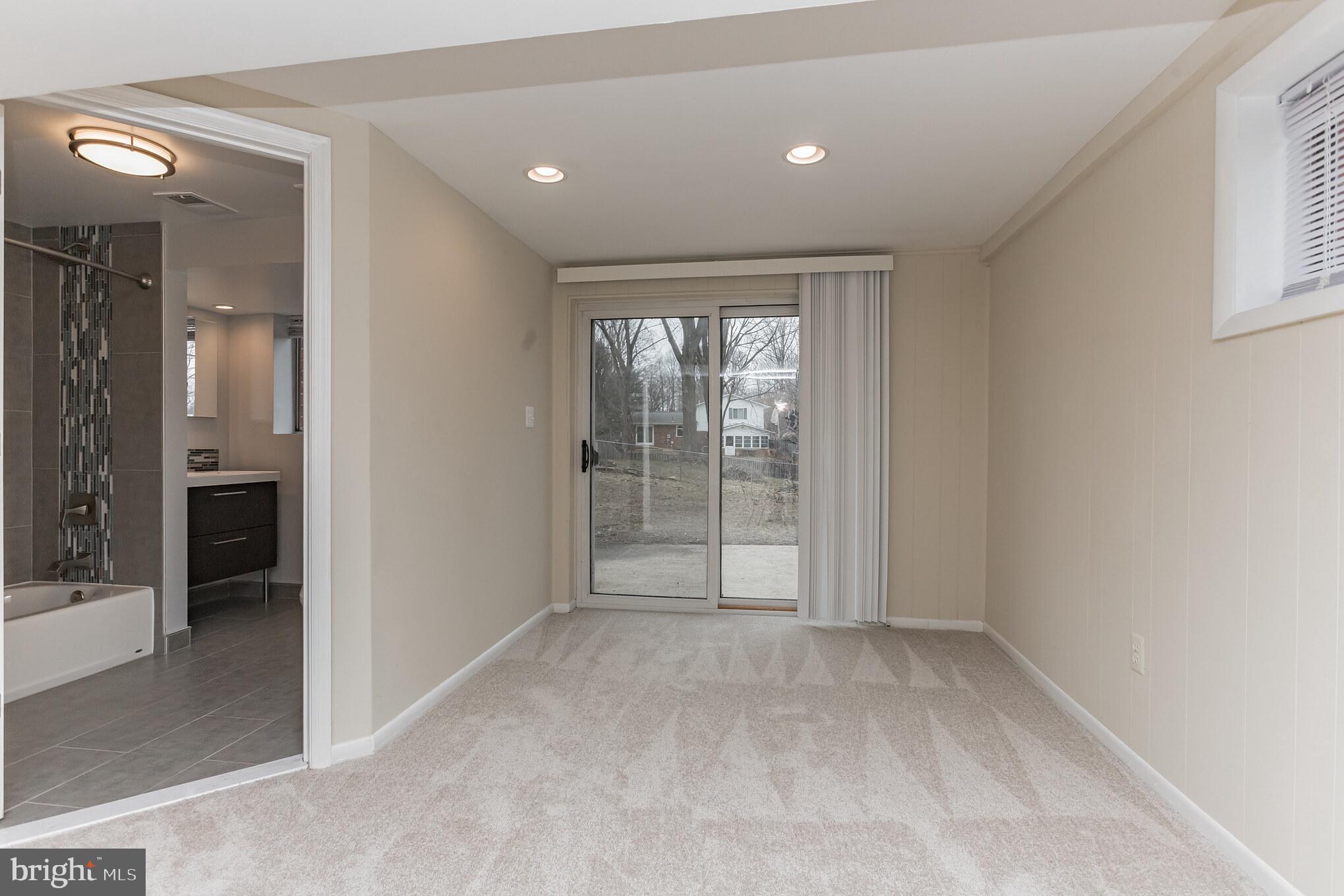 KINGS PARK WEST - Residential