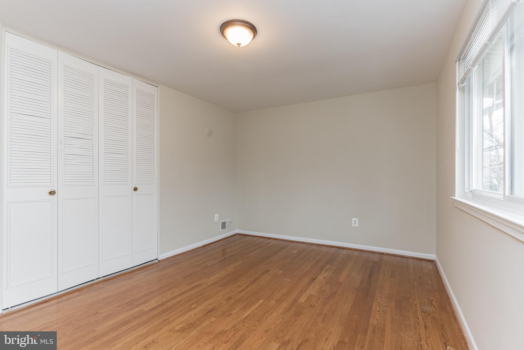 KINGS PARK WEST - Residential