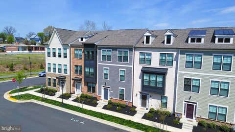 Townhouse For Sale - 117 Beatson Street<br/> FREDERICKSBURG, VA 22401