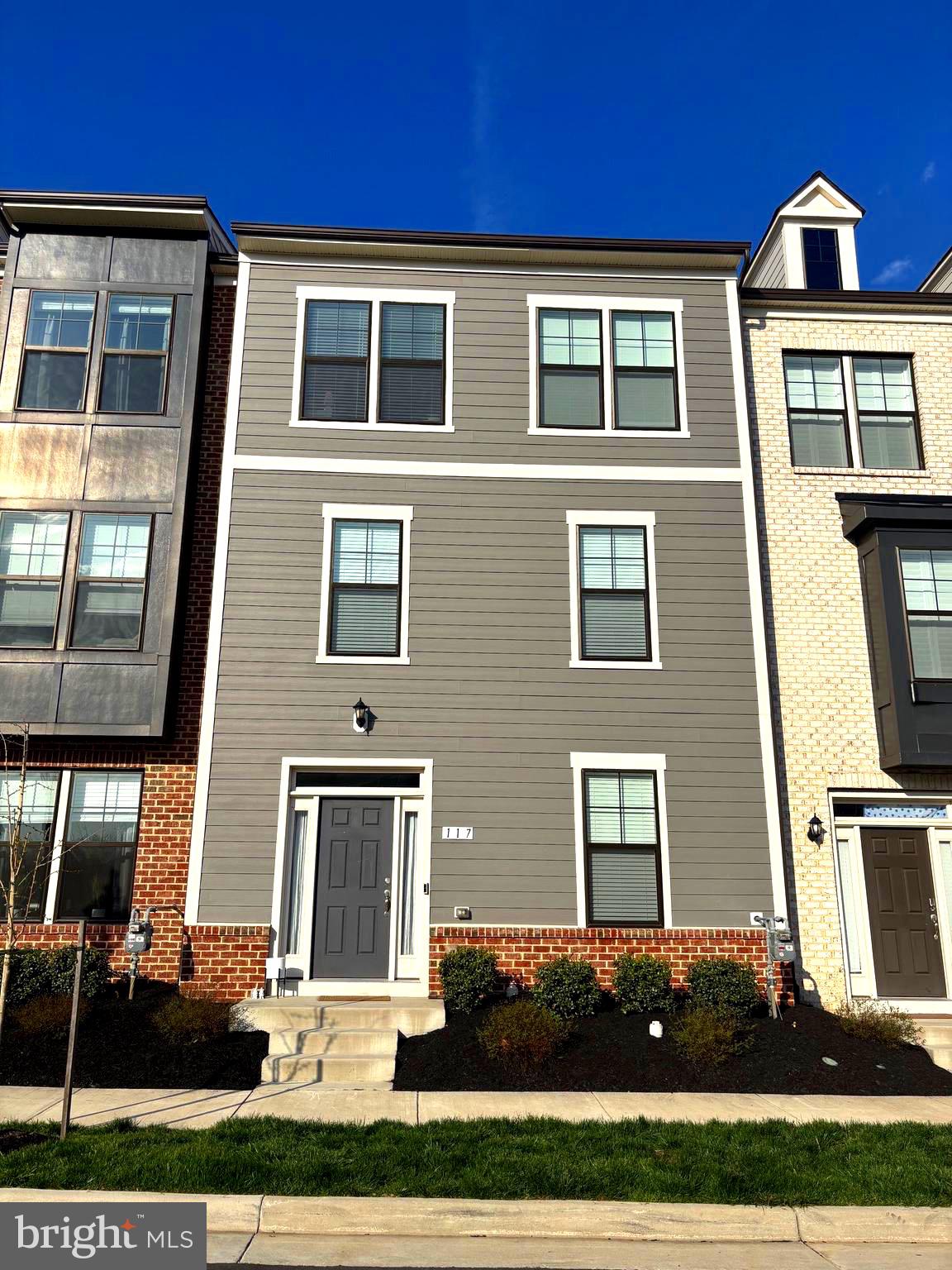 HIGHLANDER PARK - Residential