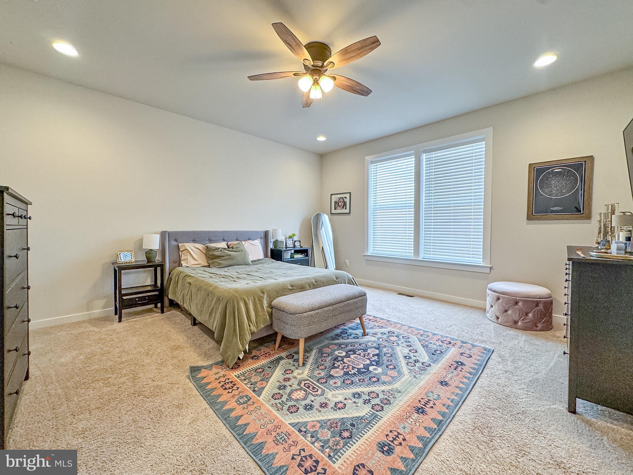 HIGHLANDER PARK - Residential