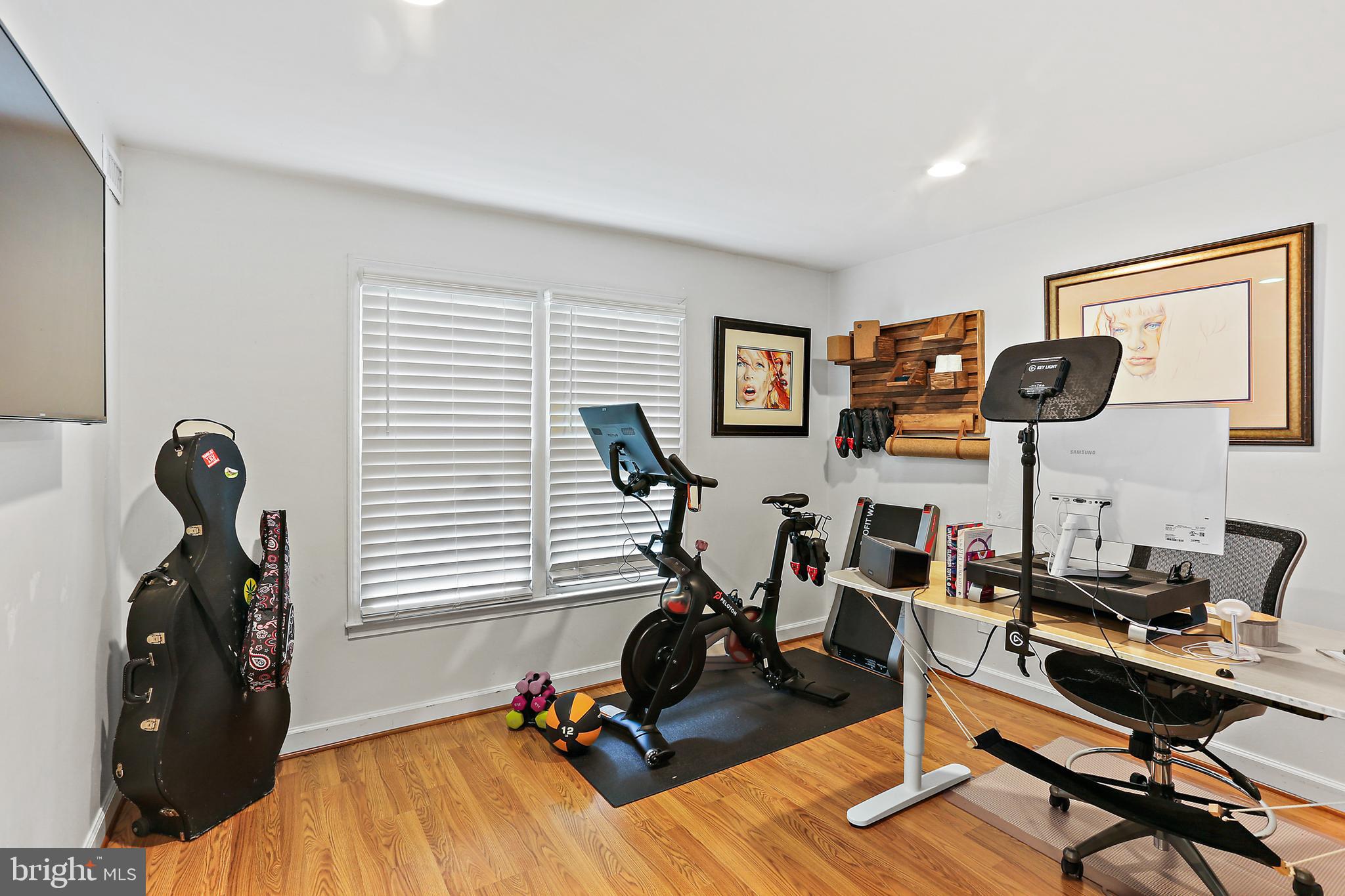 WESTCHESTER PARK - Residential