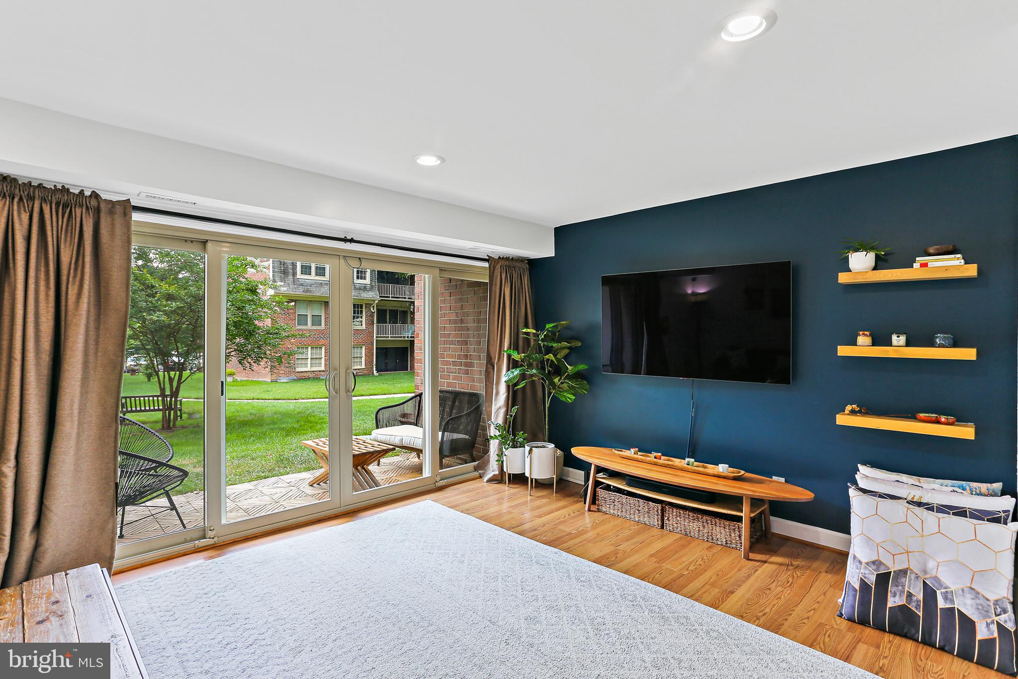 WESTCHESTER PARK - Residential