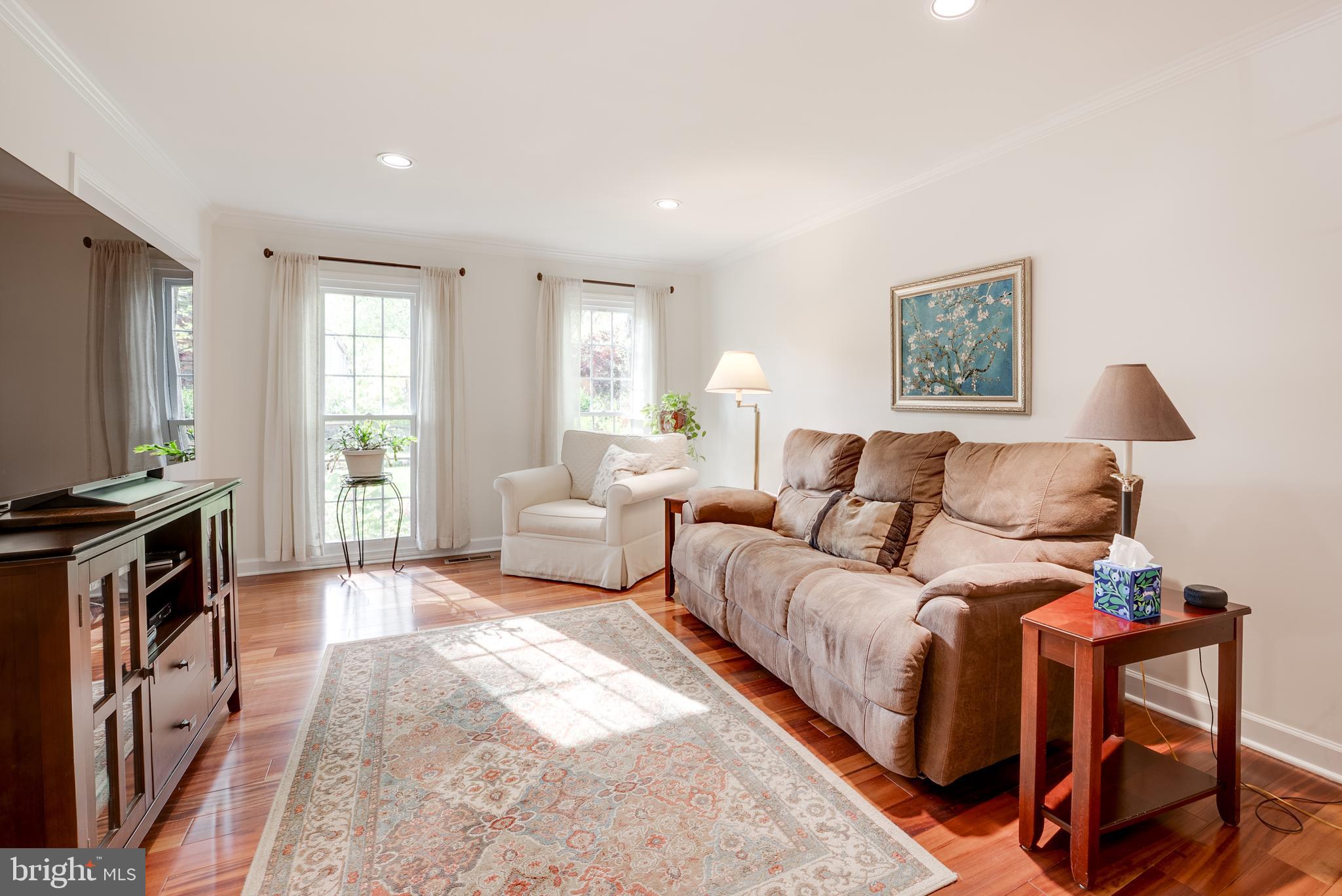 BURKE CENTRE - Residential