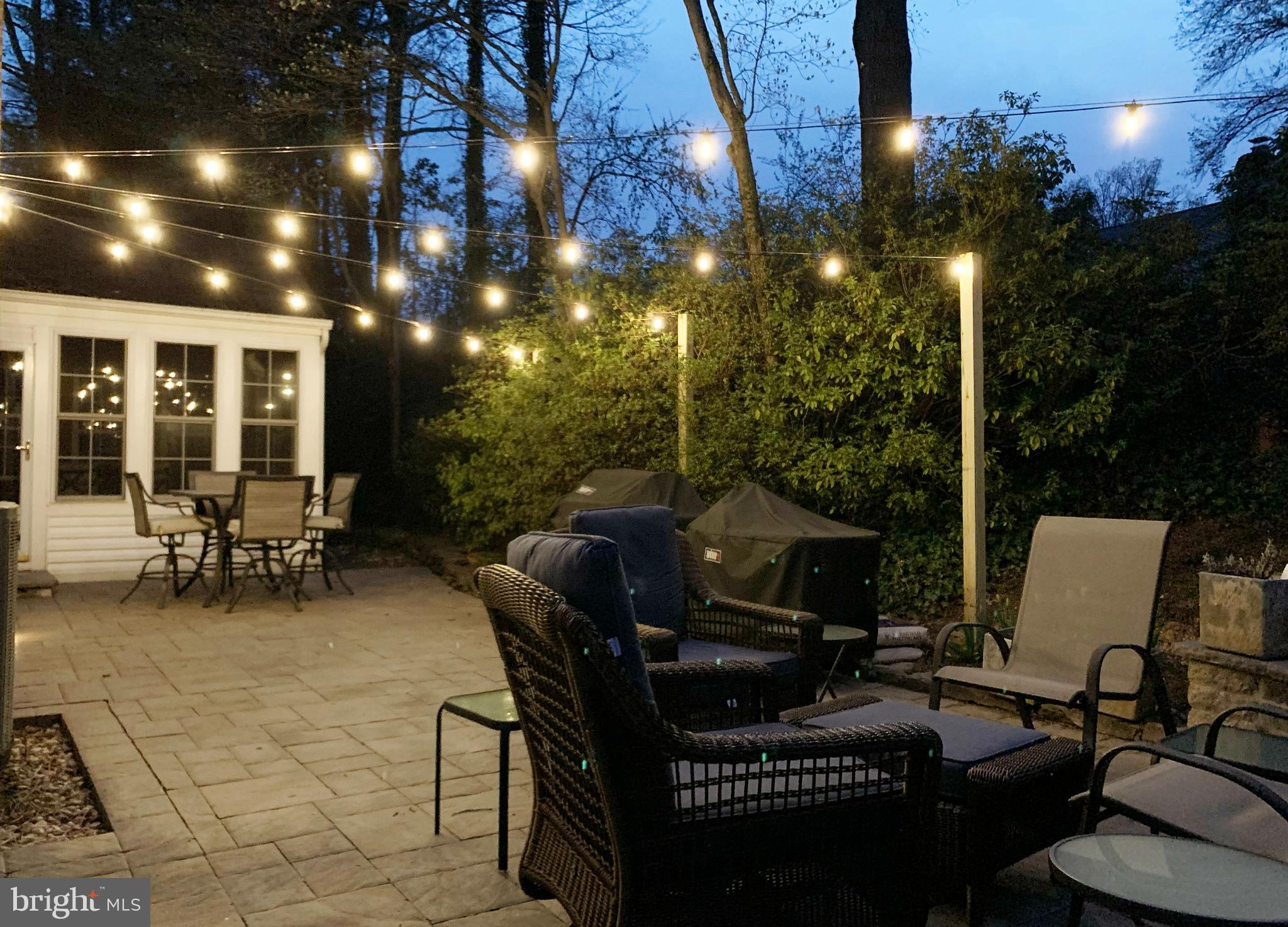 10727 SHINGLE OAK COURT