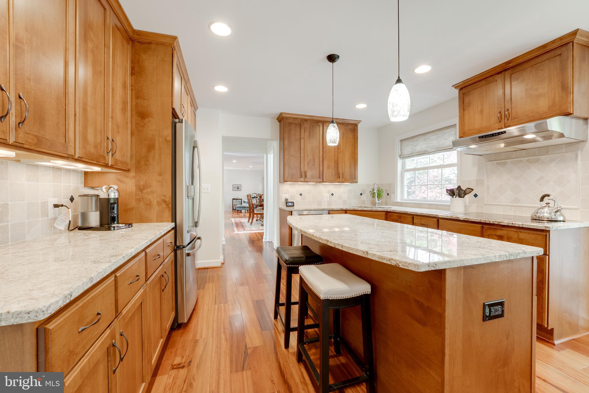 10727 SHINGLE OAK COURT