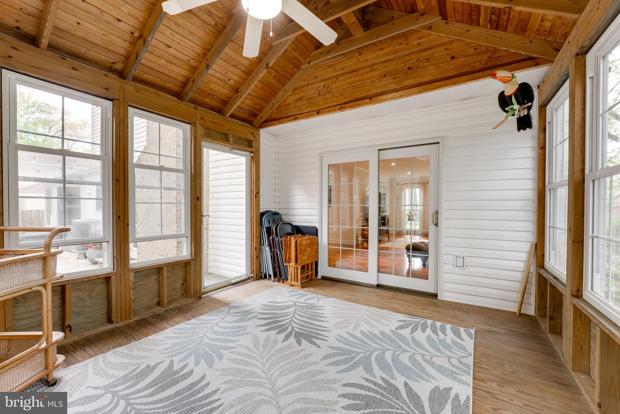 10727 SHINGLE OAK COURT