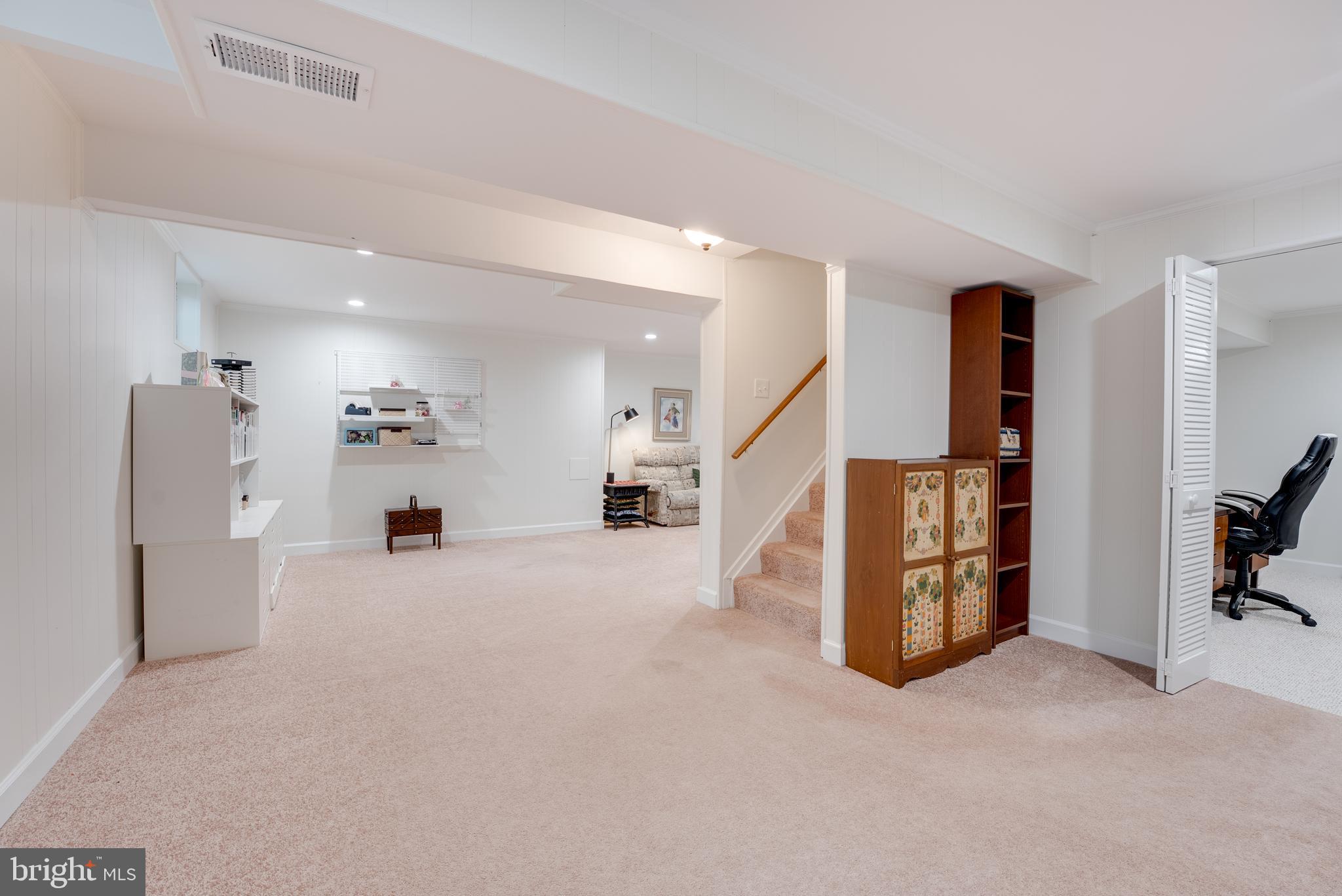 BURKE CENTRE - Residential