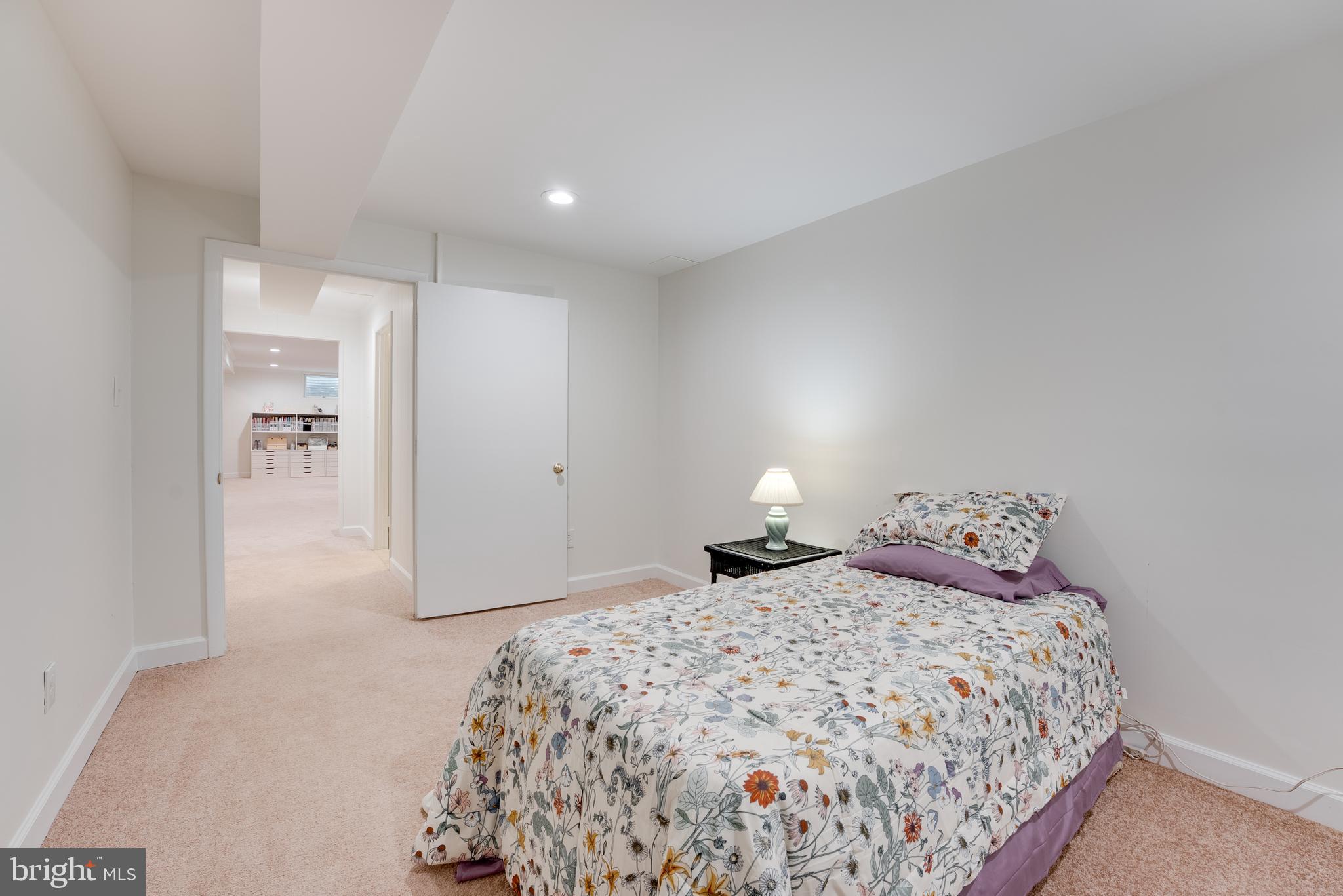 BURKE CENTRE - Residential