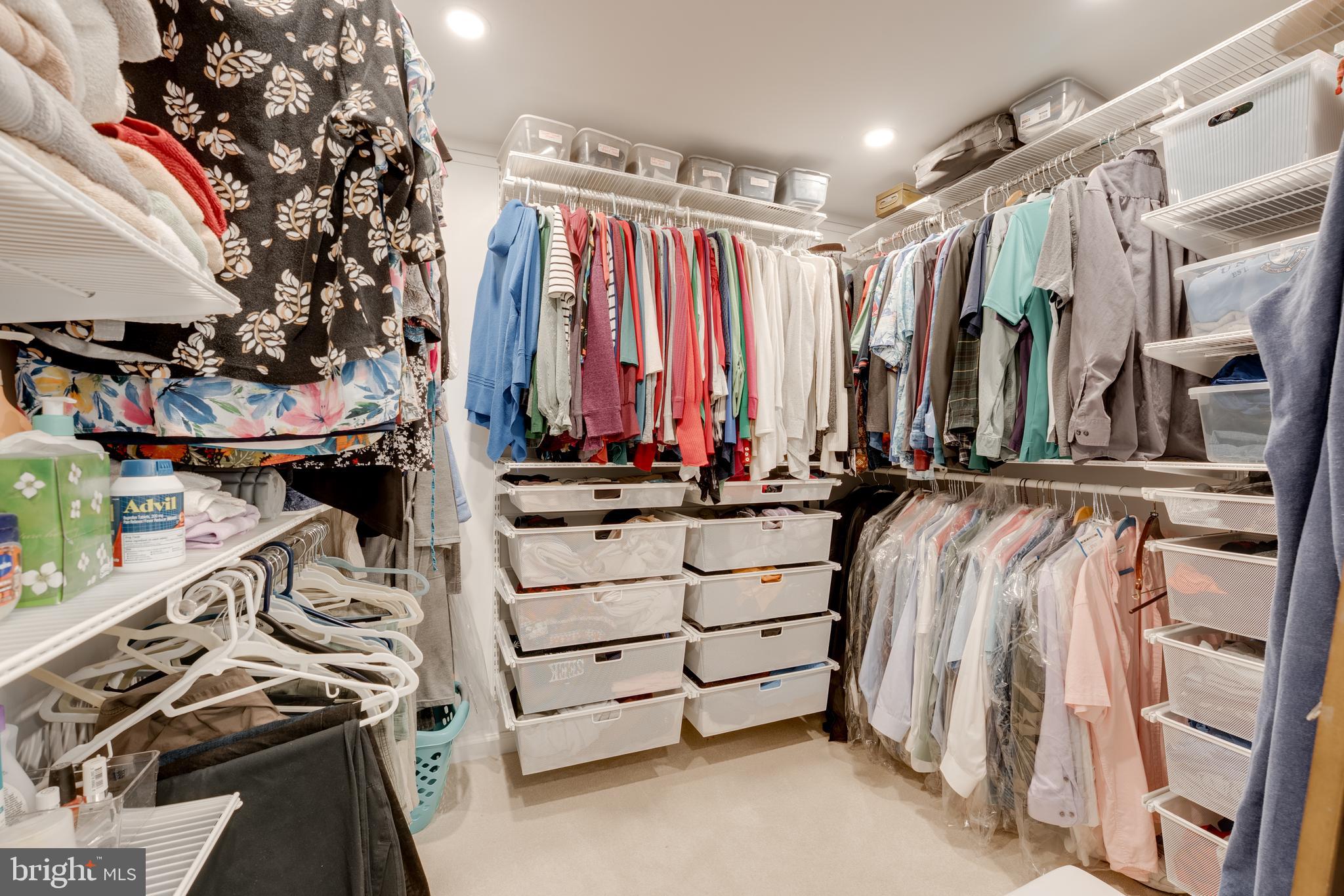 BURKE CENTRE - Residential