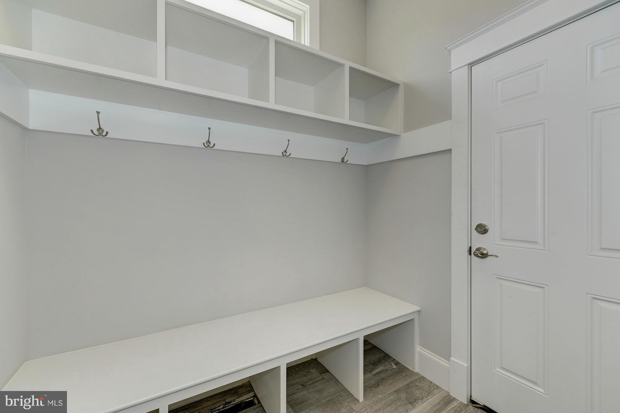 TUCKAHOE VILLAGE - Residential