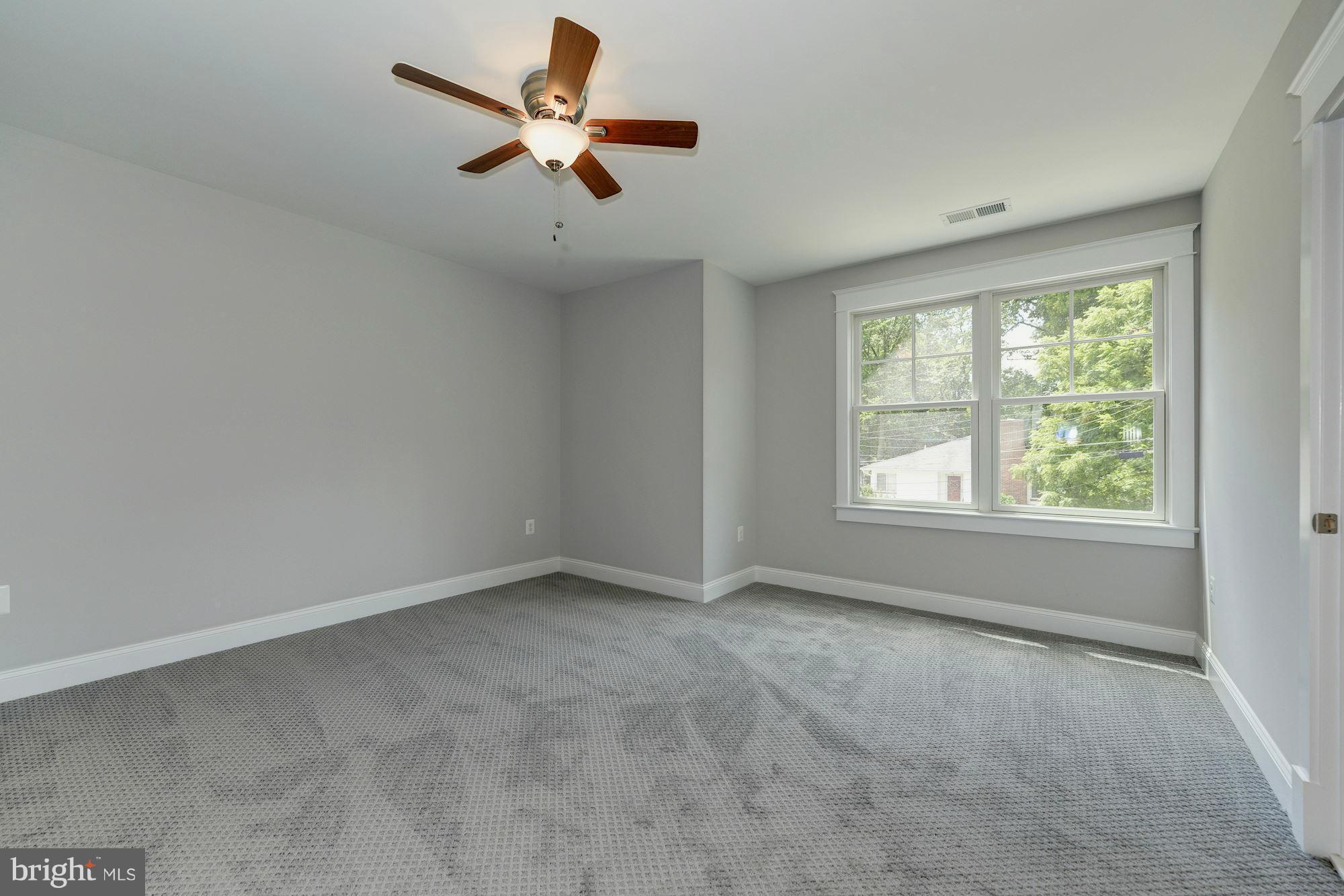 TUCKAHOE VILLAGE - Residential