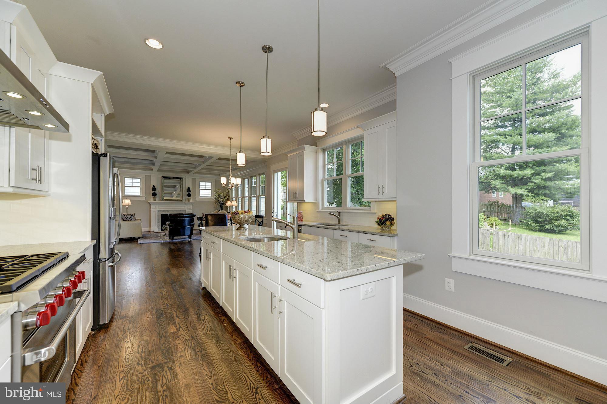 TUCKAHOE VILLAGE - Residential