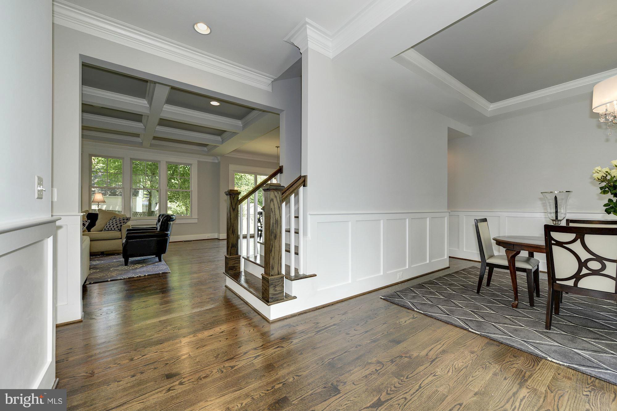 TUCKAHOE VILLAGE - Residential