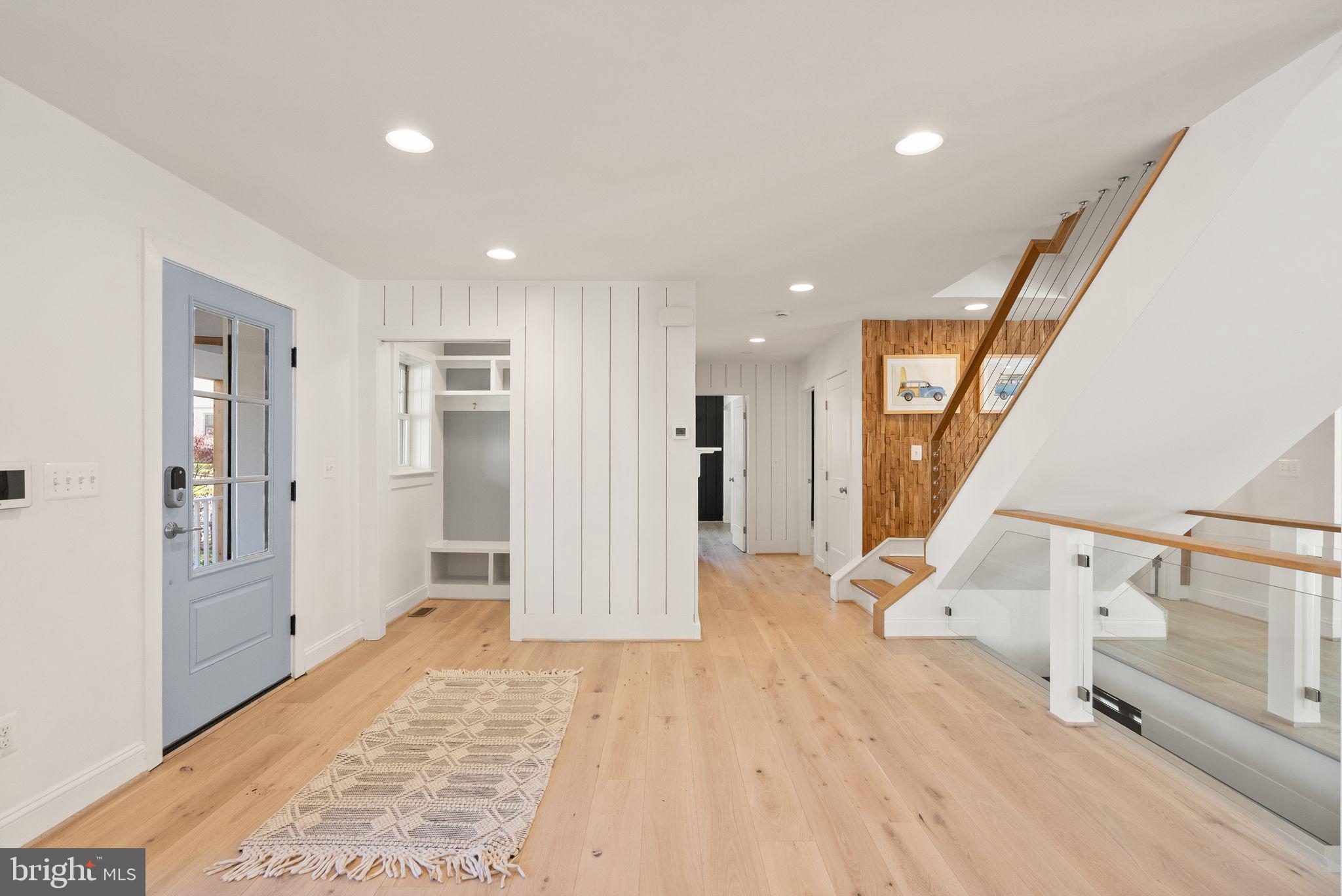 BERKSHIRE OAKWOOD - Residential