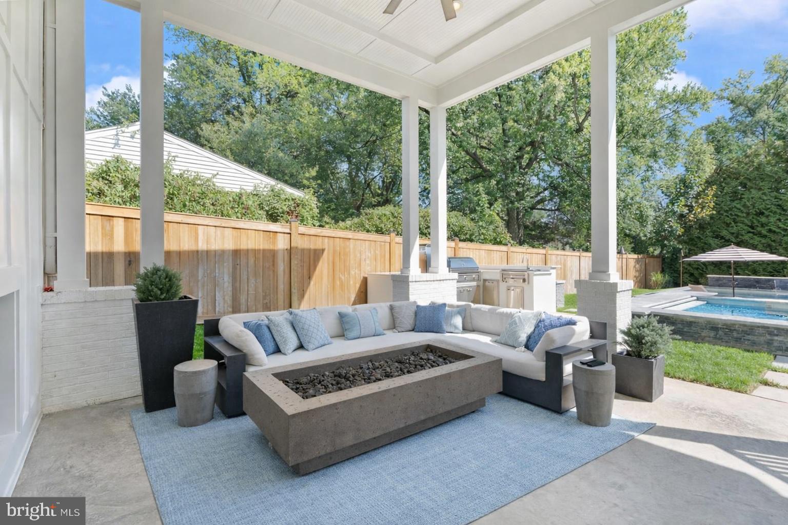 BERKSHIRE OAKWOOD - Residential