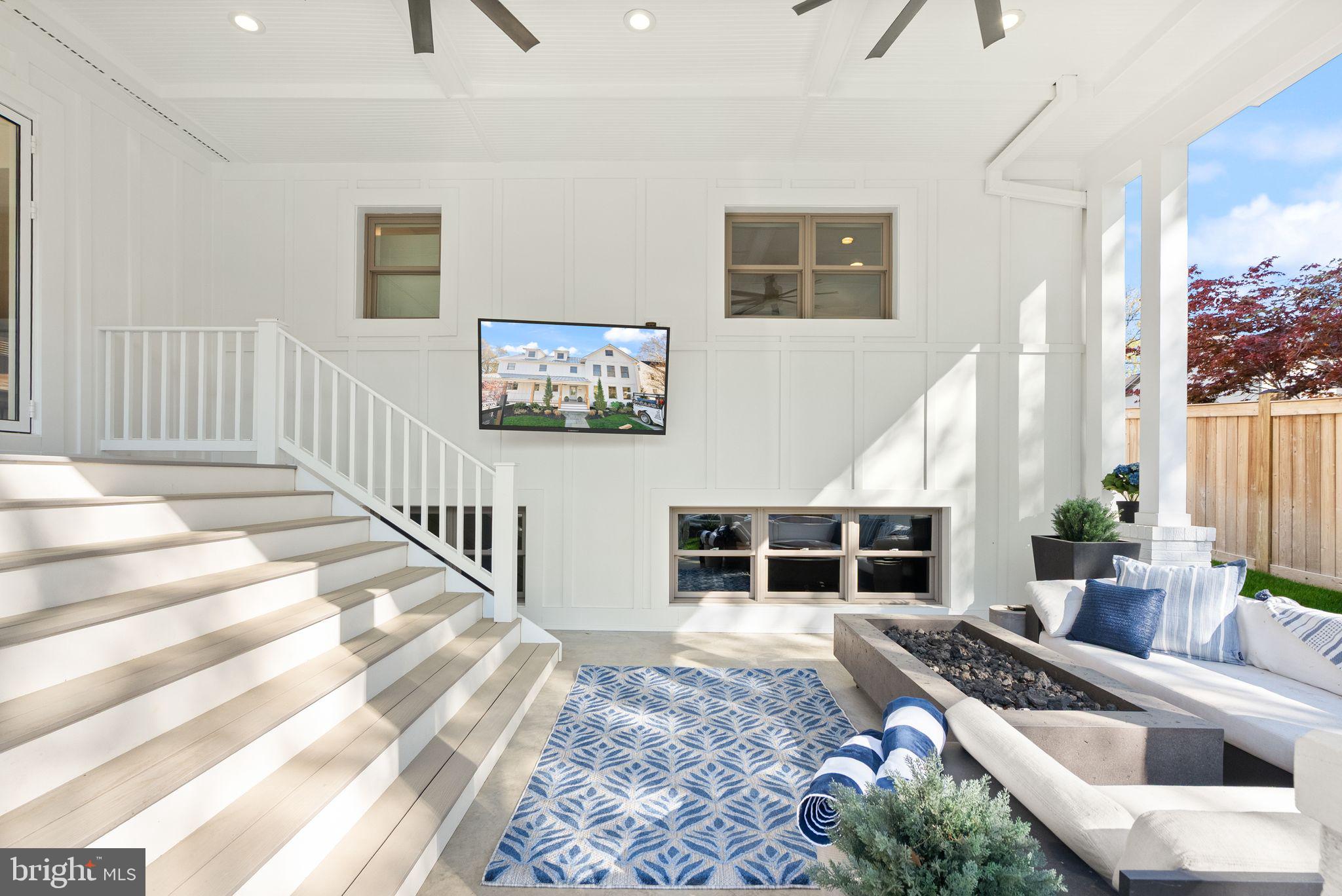 BERKSHIRE OAKWOOD - Residential