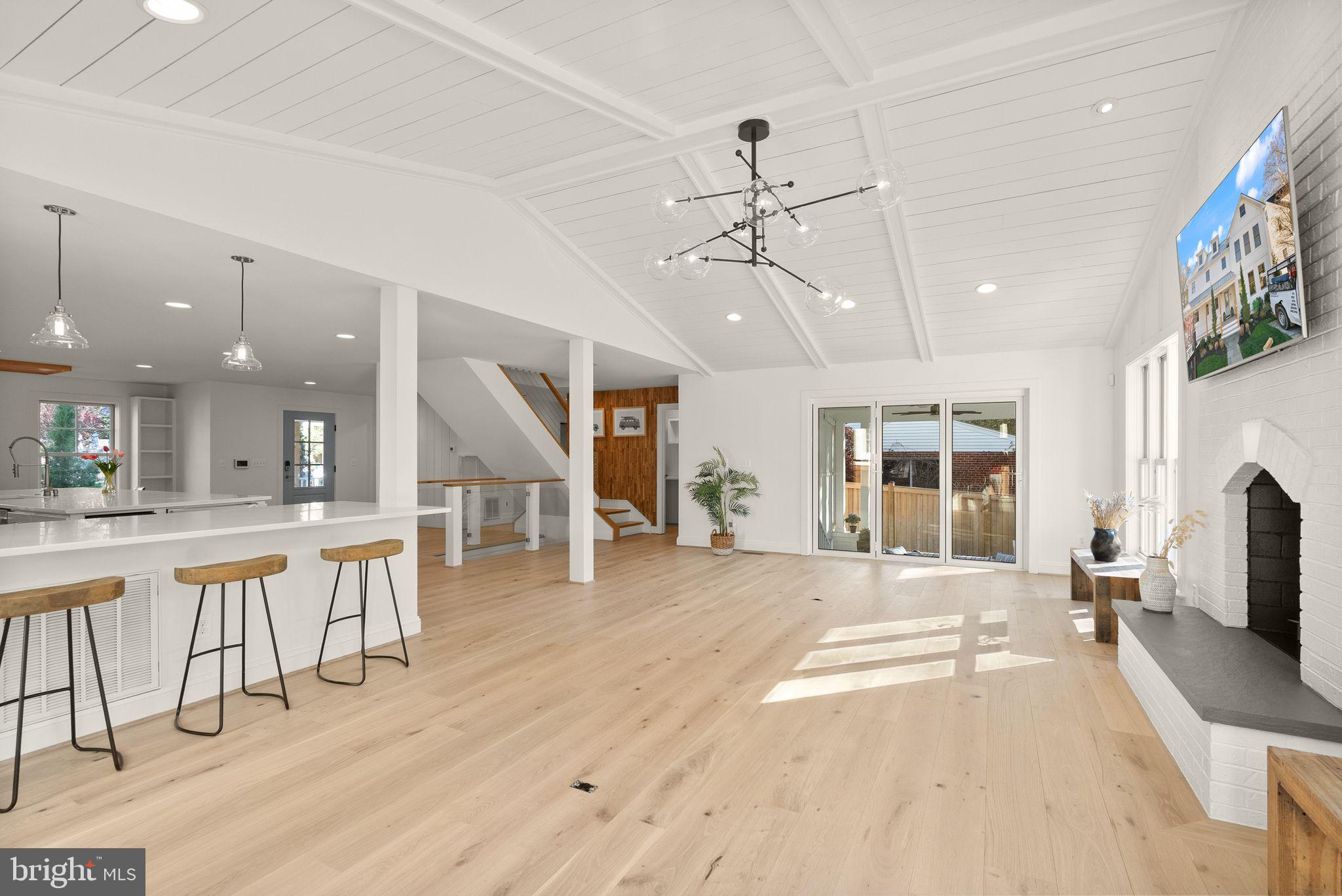 BERKSHIRE OAKWOOD - Residential