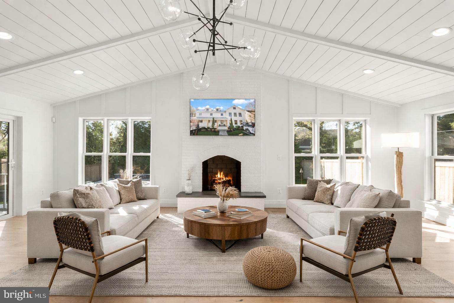 BERKSHIRE OAKWOOD - Residential