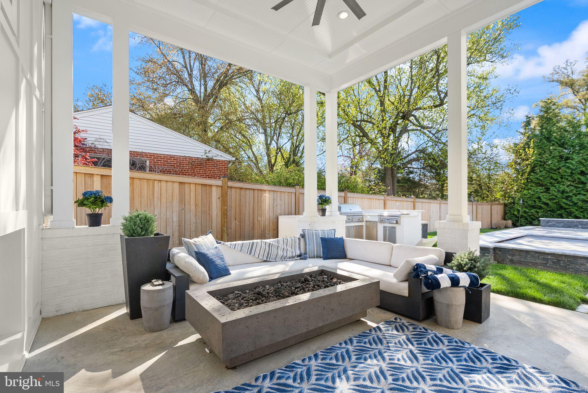 BERKSHIRE OAKWOOD - Residential