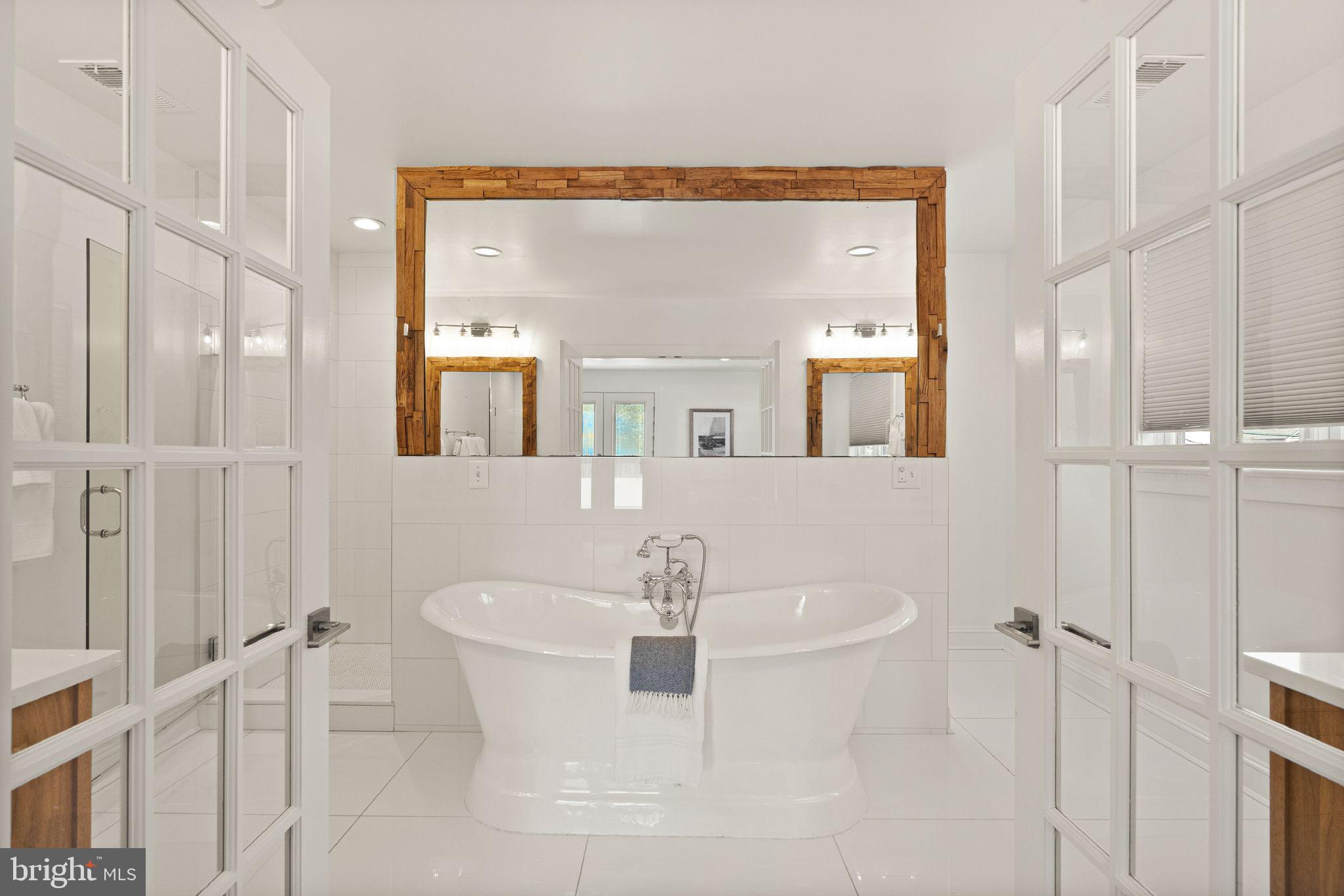 BERKSHIRE OAKWOOD - Residential