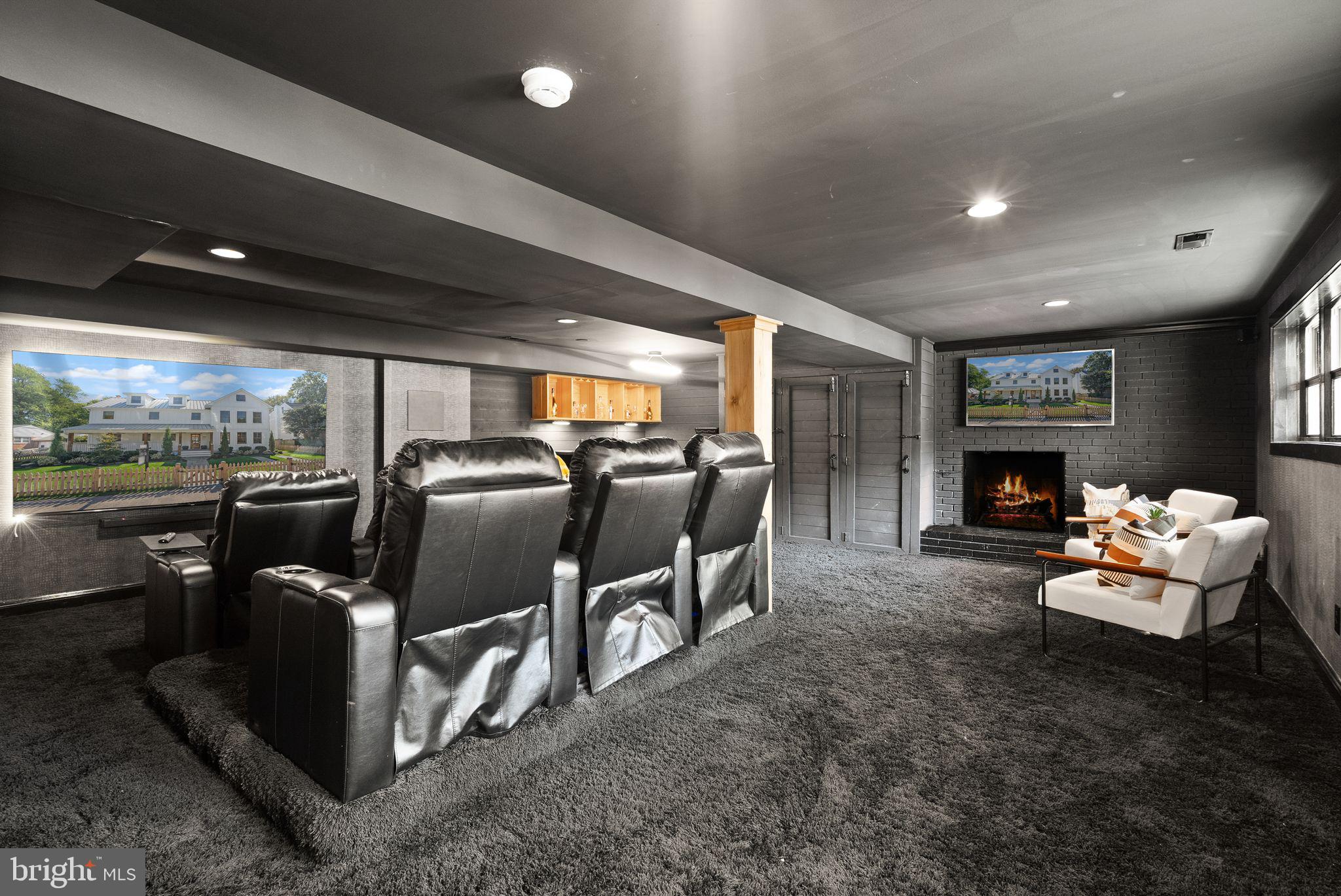 BERKSHIRE OAKWOOD - Residential