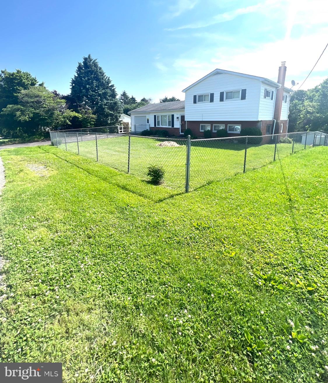 HISTORIC CHARLES TOWN - Residential