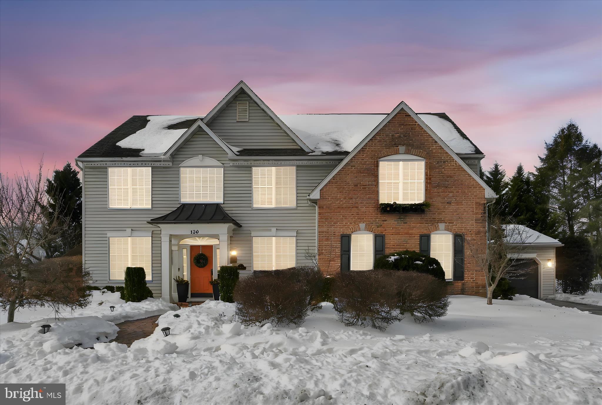 SPRING RIDGE - Residential