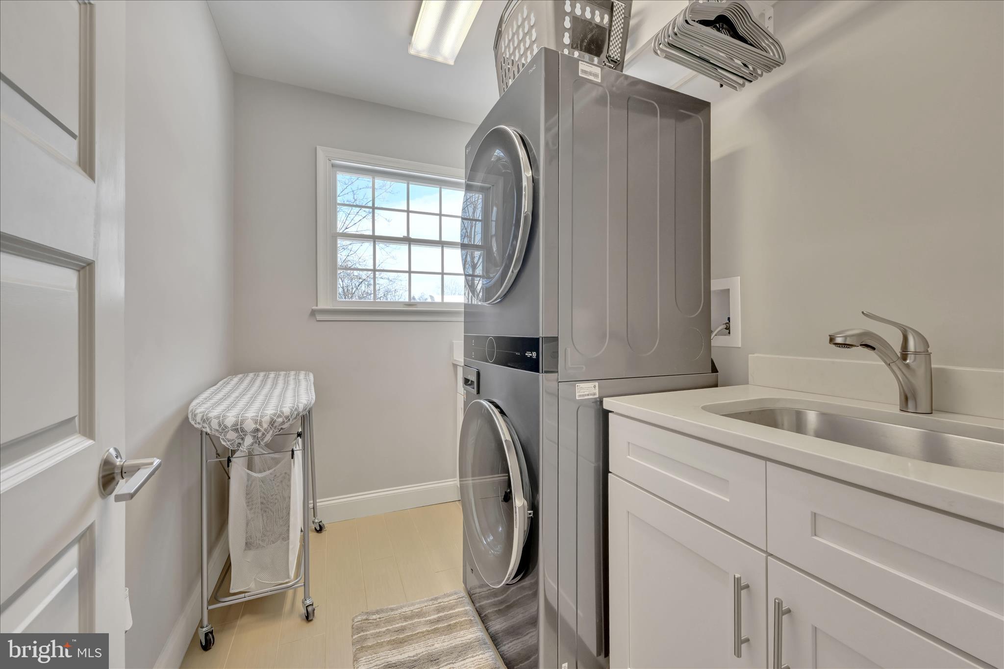 SPRING RIDGE - Residential