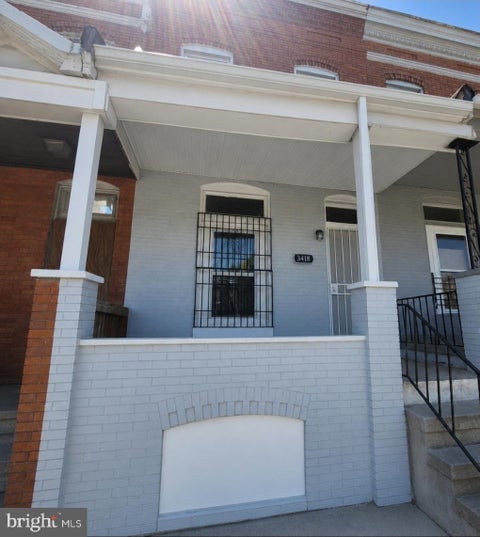 Townhouse For Sale - 3411 Edmondson Avenue<br/> Baltimore City County, BALTIMORE, MD 21229