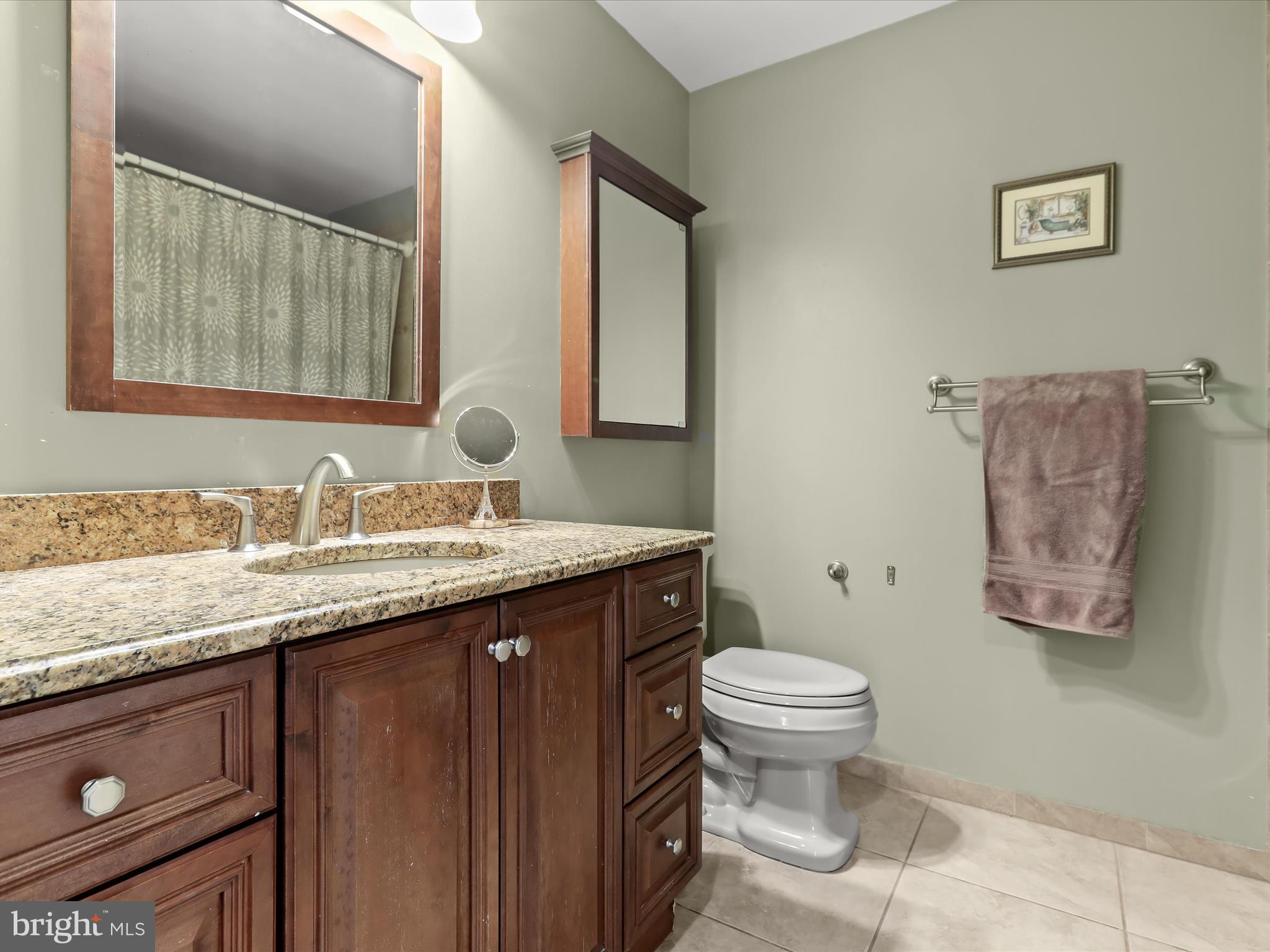 VILLAGE OF HICKORY RIDGE - Residential