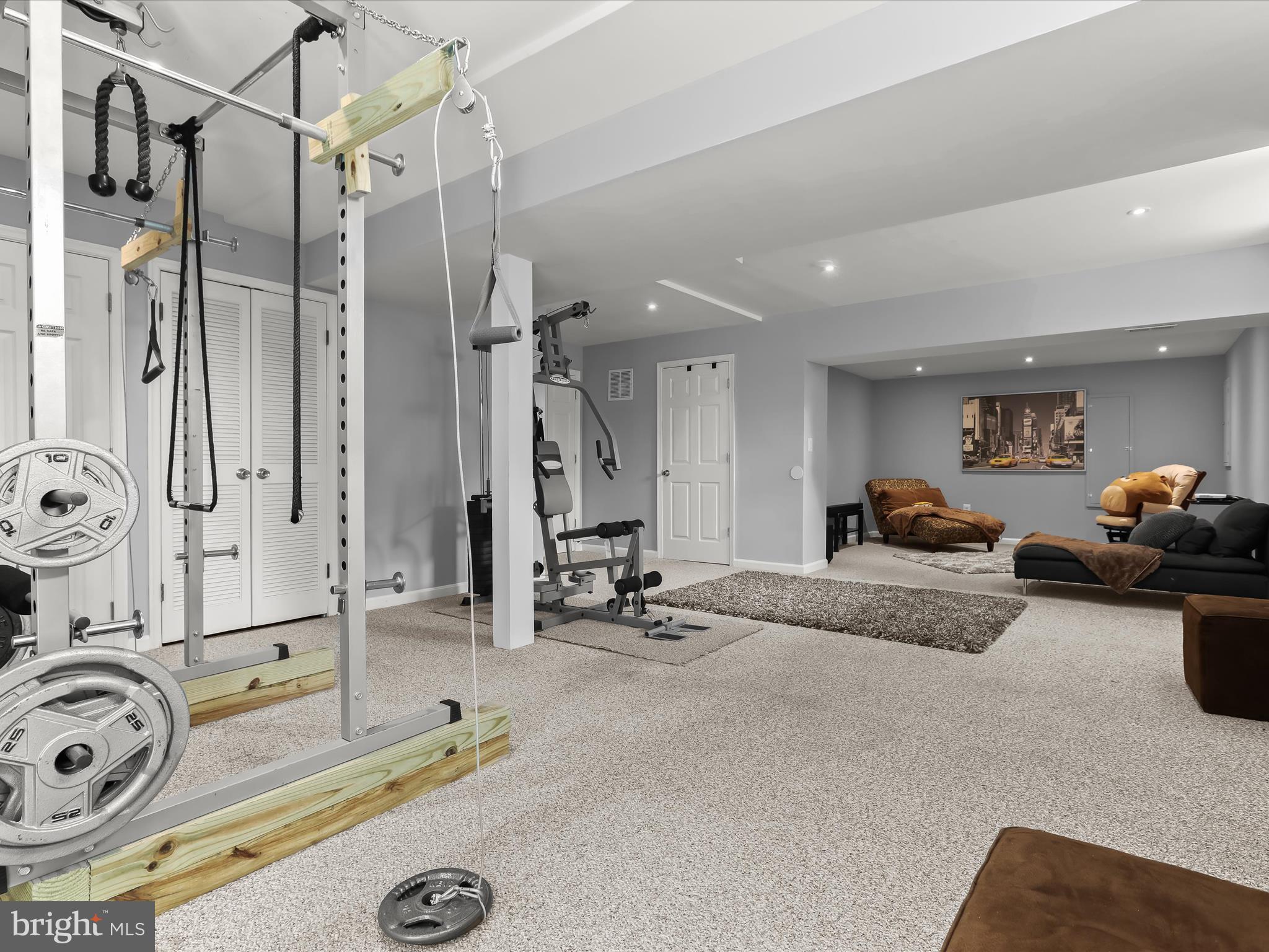 VILLAGE OF HICKORY RIDGE - Residential