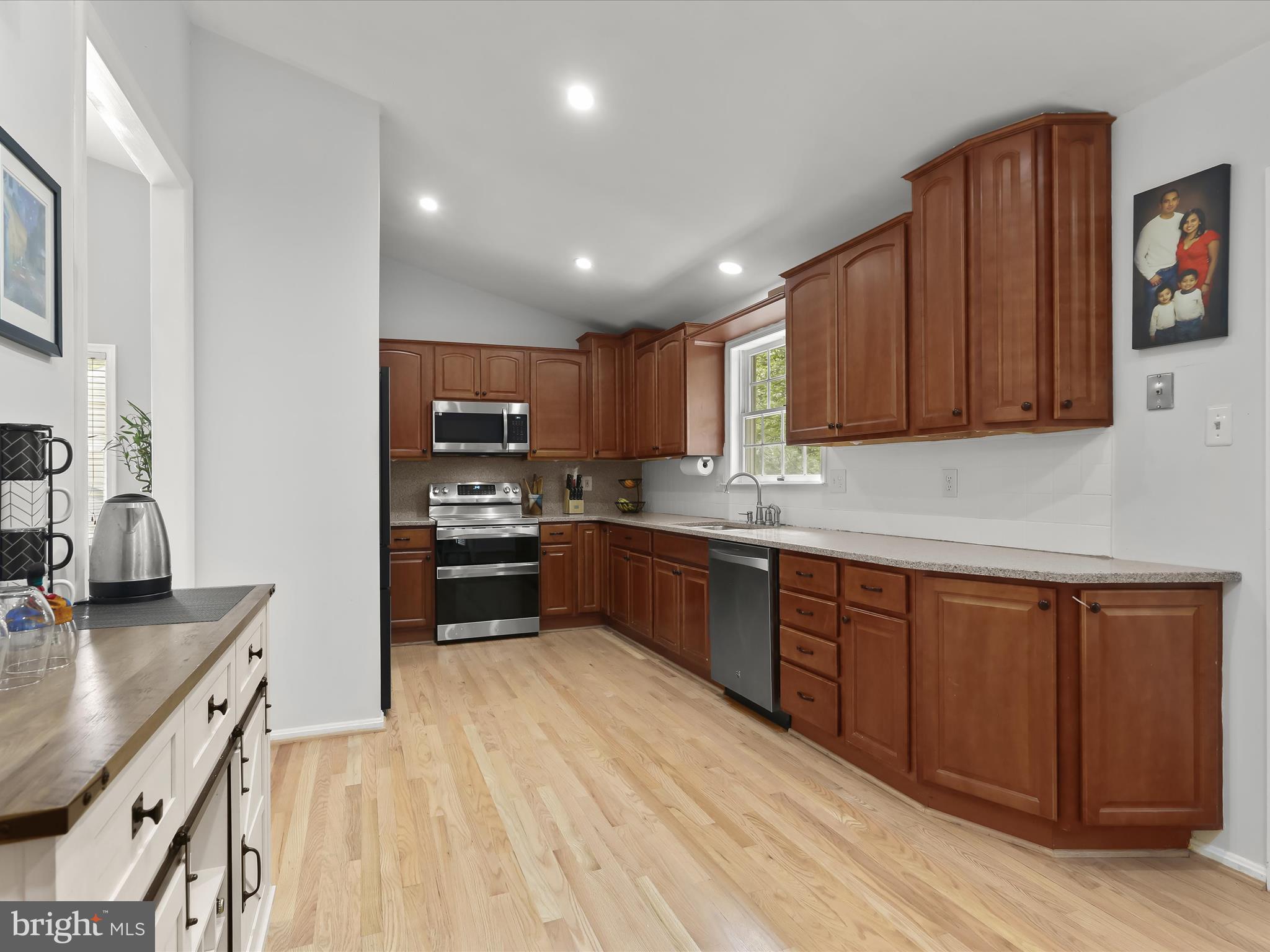 VILLAGE OF HICKORY RIDGE - Residential