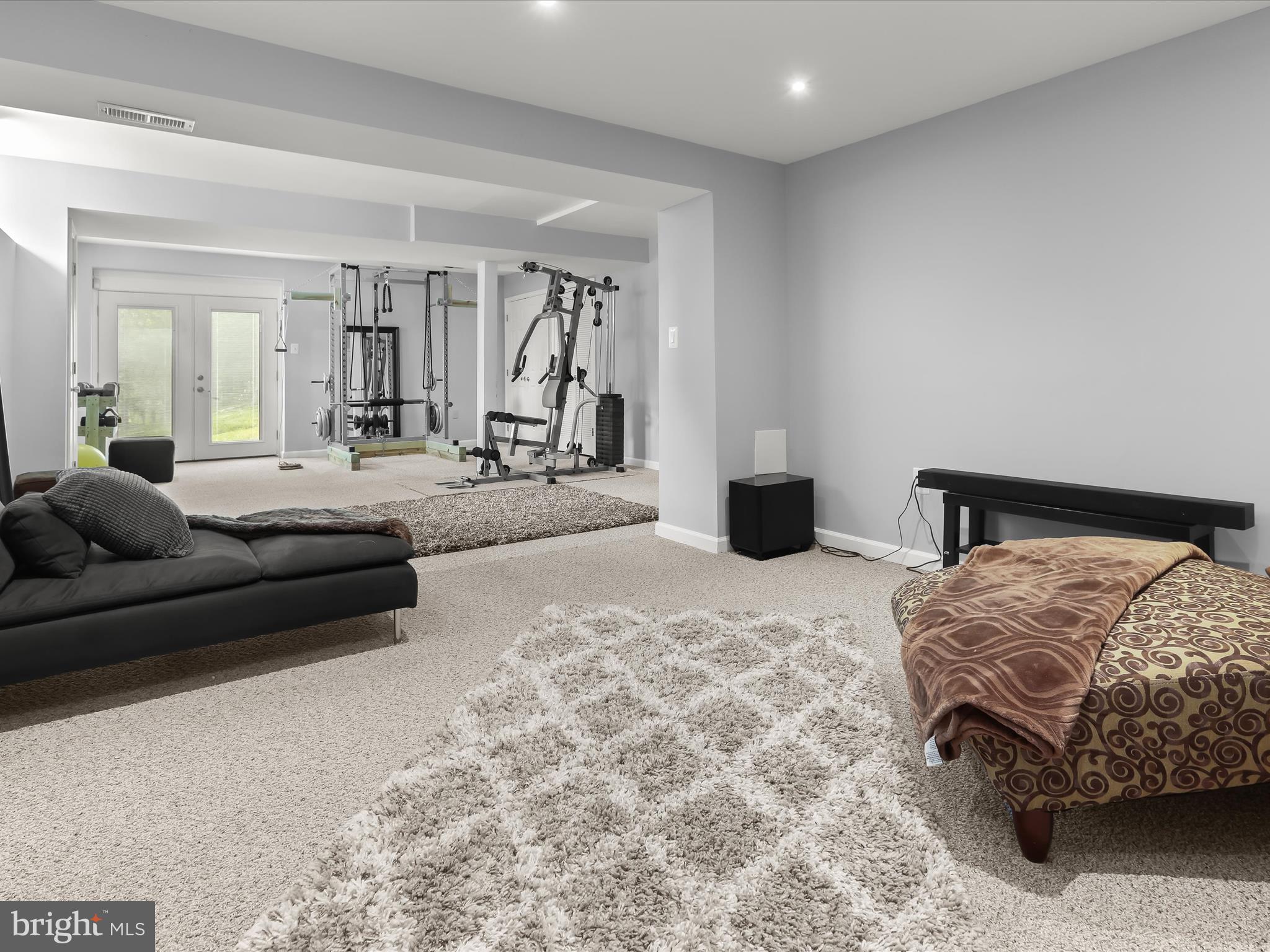 VILLAGE OF HICKORY RIDGE - Residential