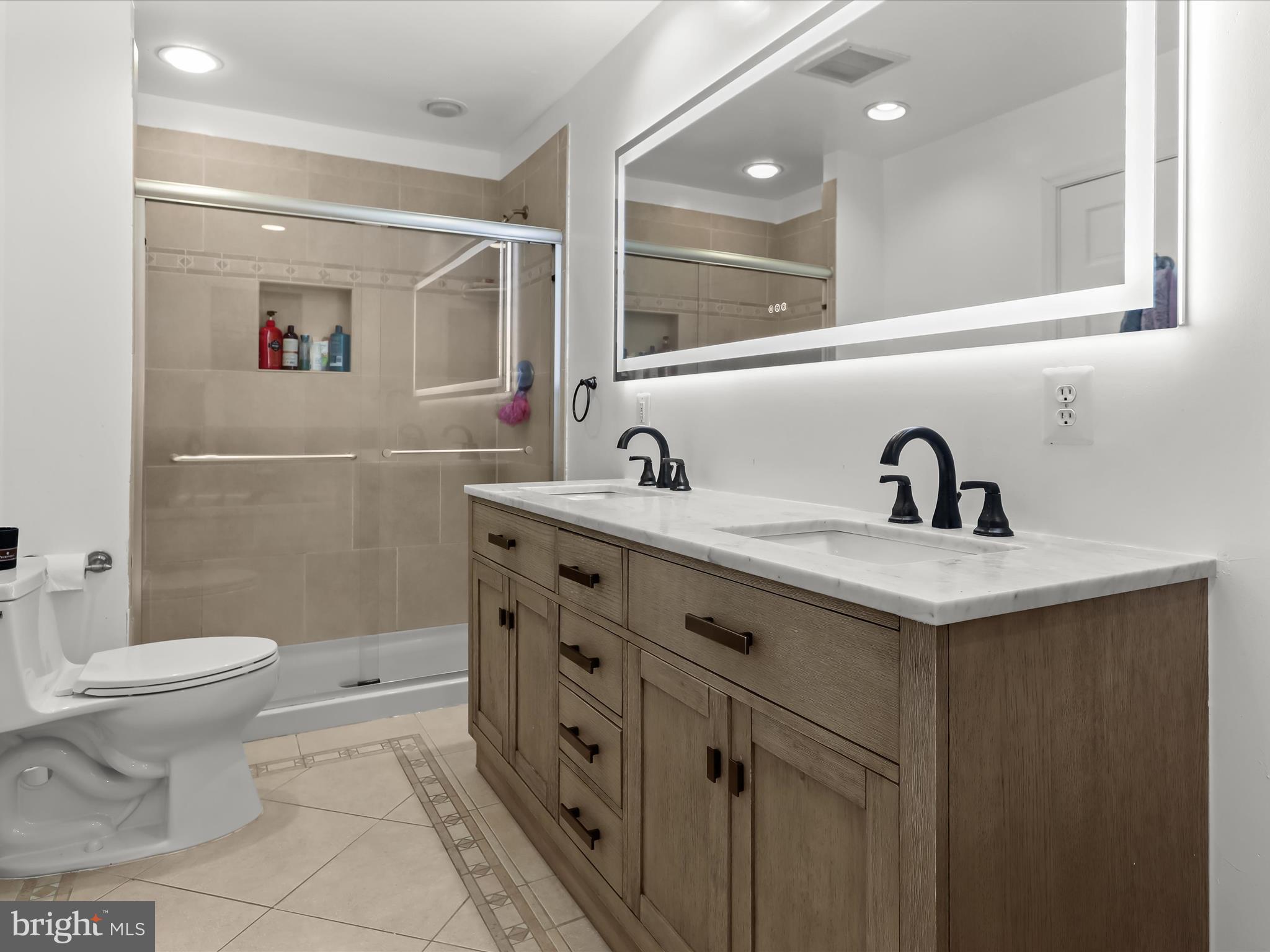 VILLAGE OF HICKORY RIDGE - Residential