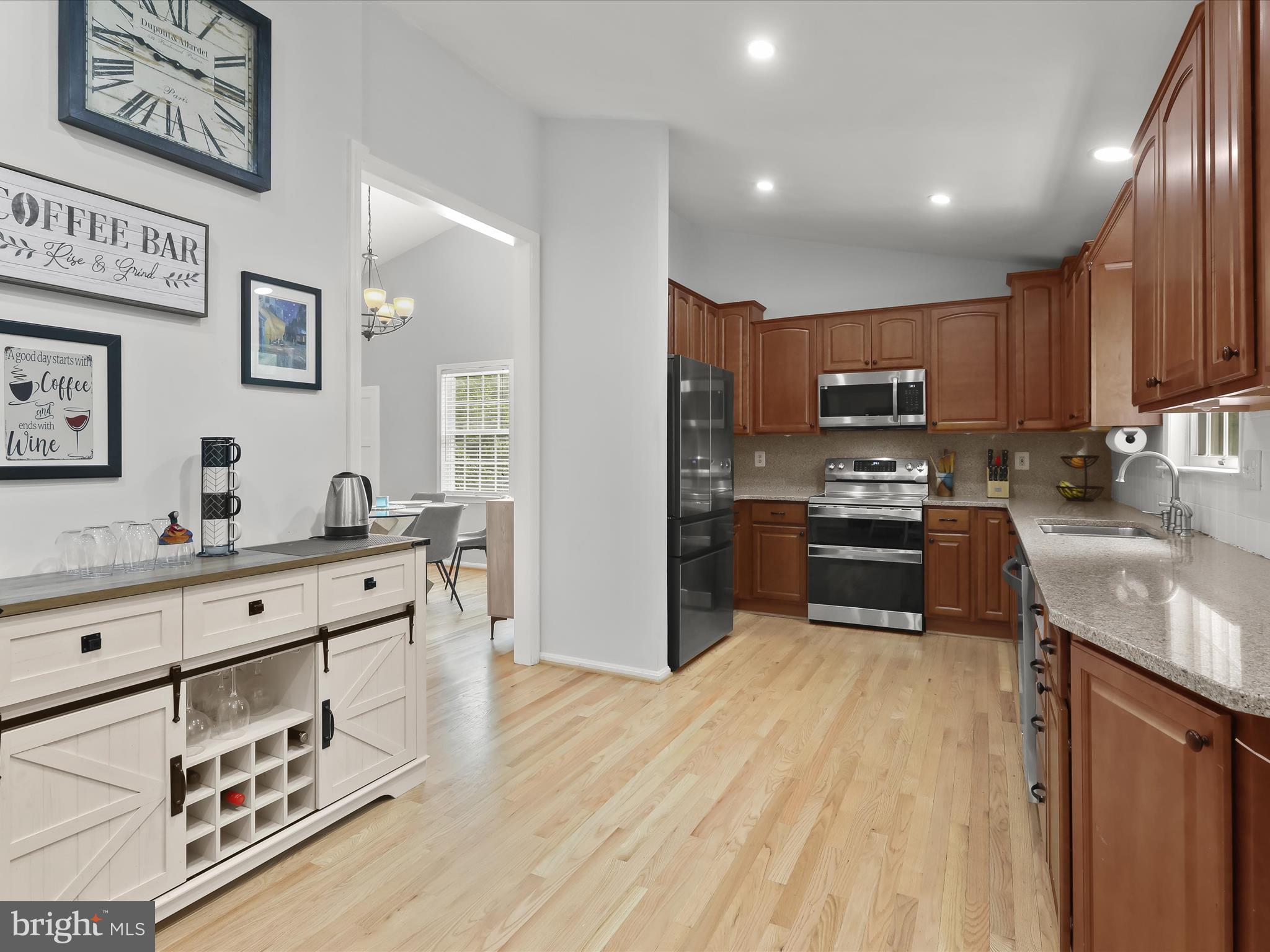 VILLAGE OF HICKORY RIDGE - Residential