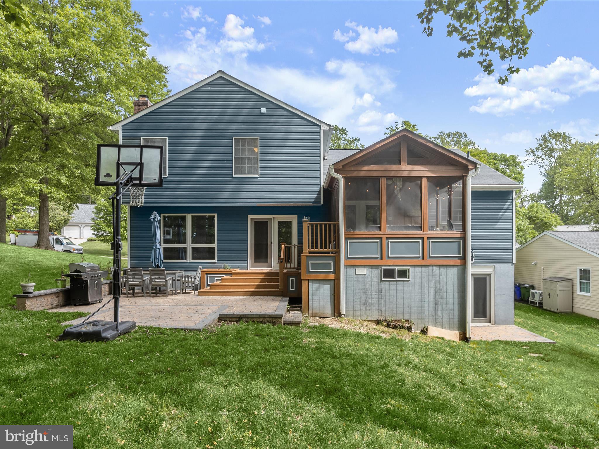 VILLAGE OF HICKORY RIDGE - Residential