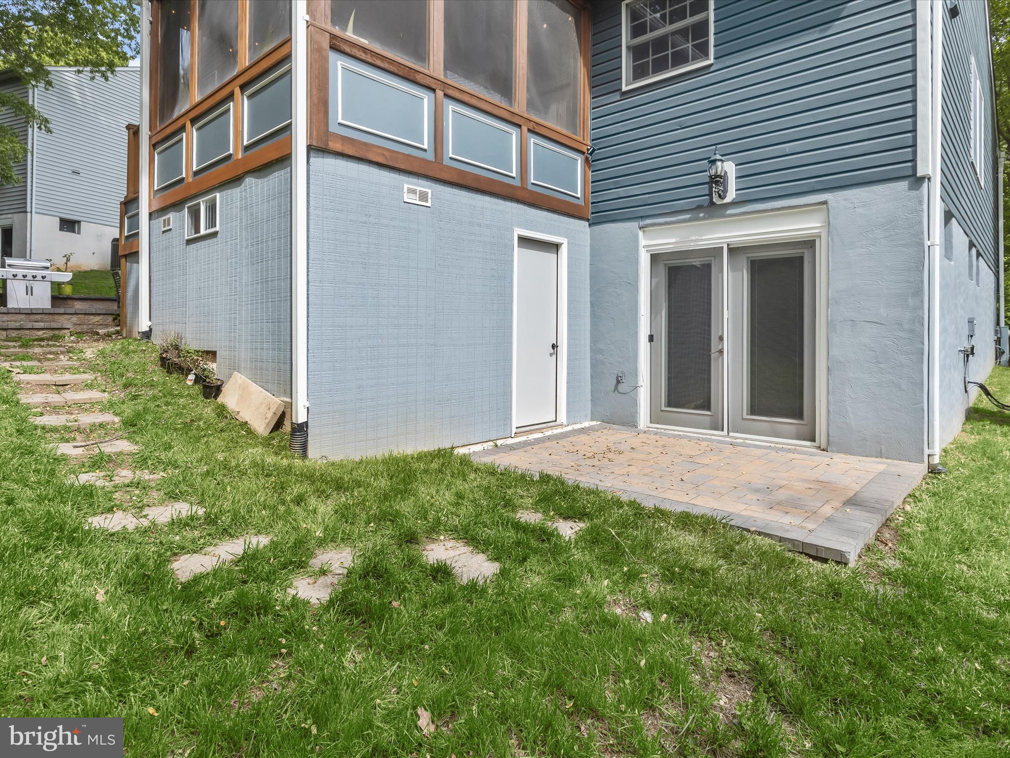 VILLAGE OF HICKORY RIDGE - Residential