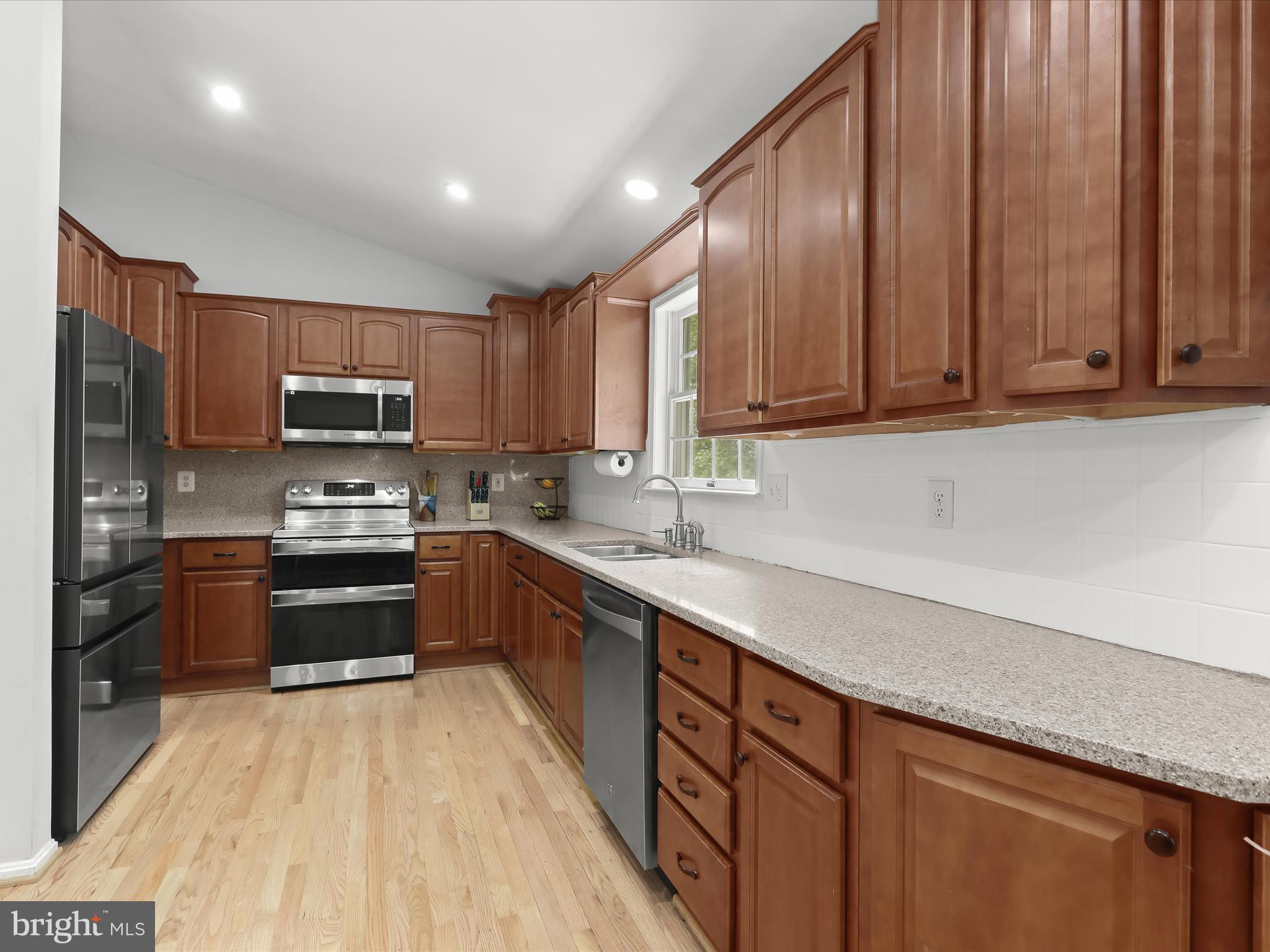 VILLAGE OF HICKORY RIDGE - Residential