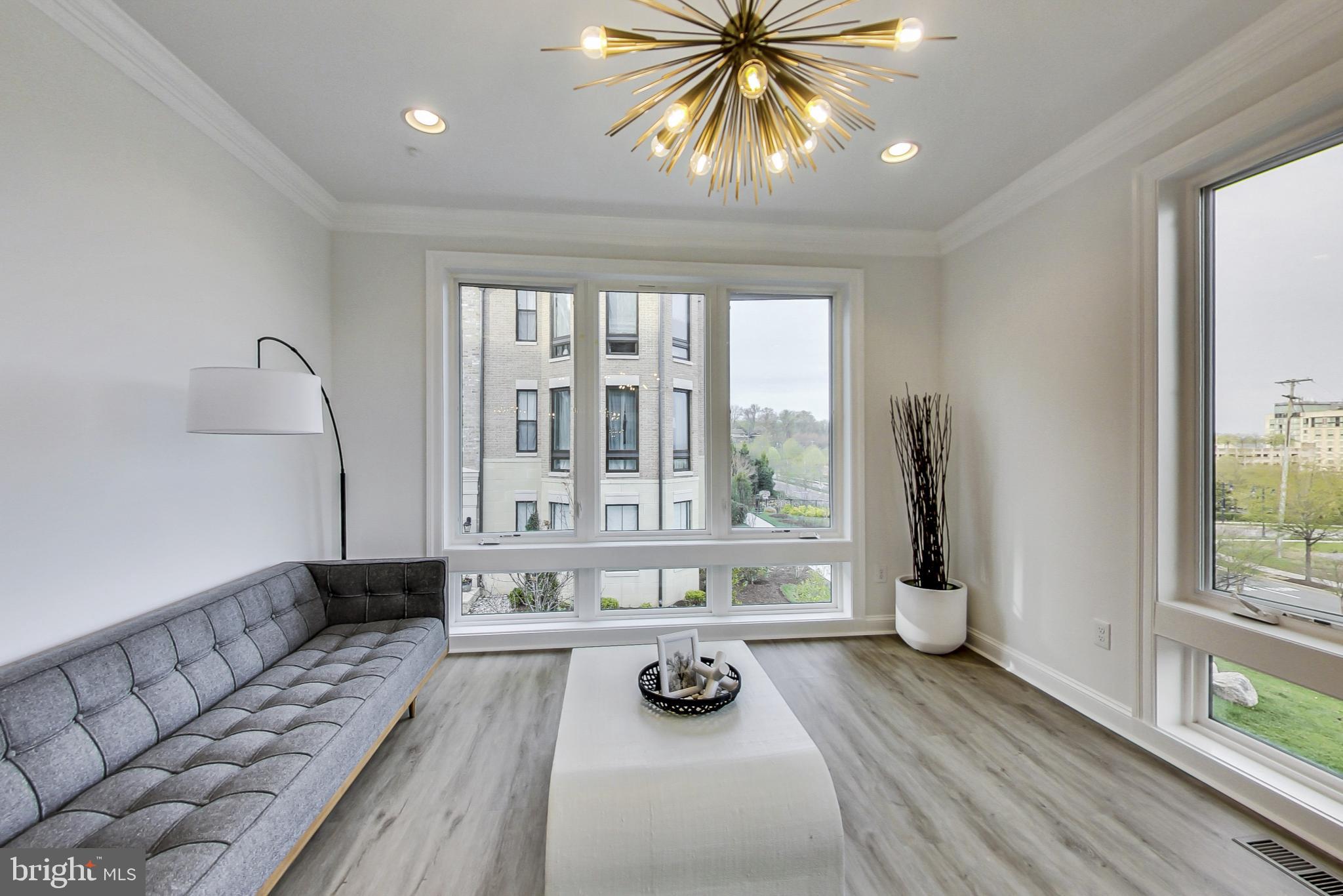 POTOMAC OVERLOOK AT NATIONAL HARBOR - Residential Lease