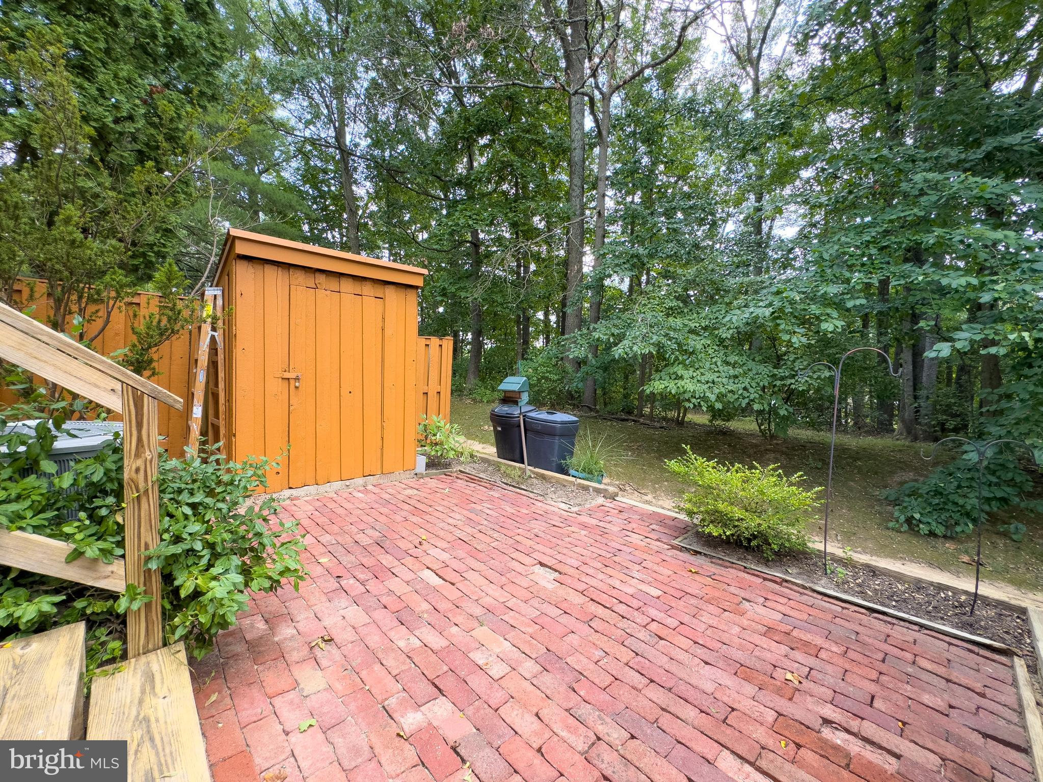 BURKE CENTRE - Residential