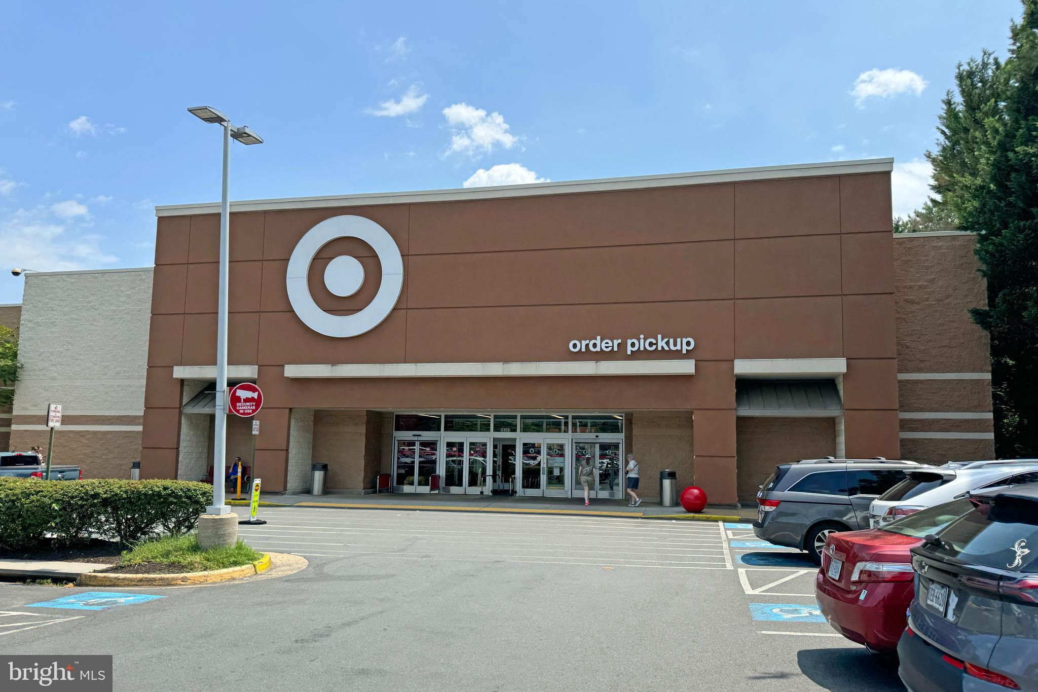 BURKE CENTRE - Residential