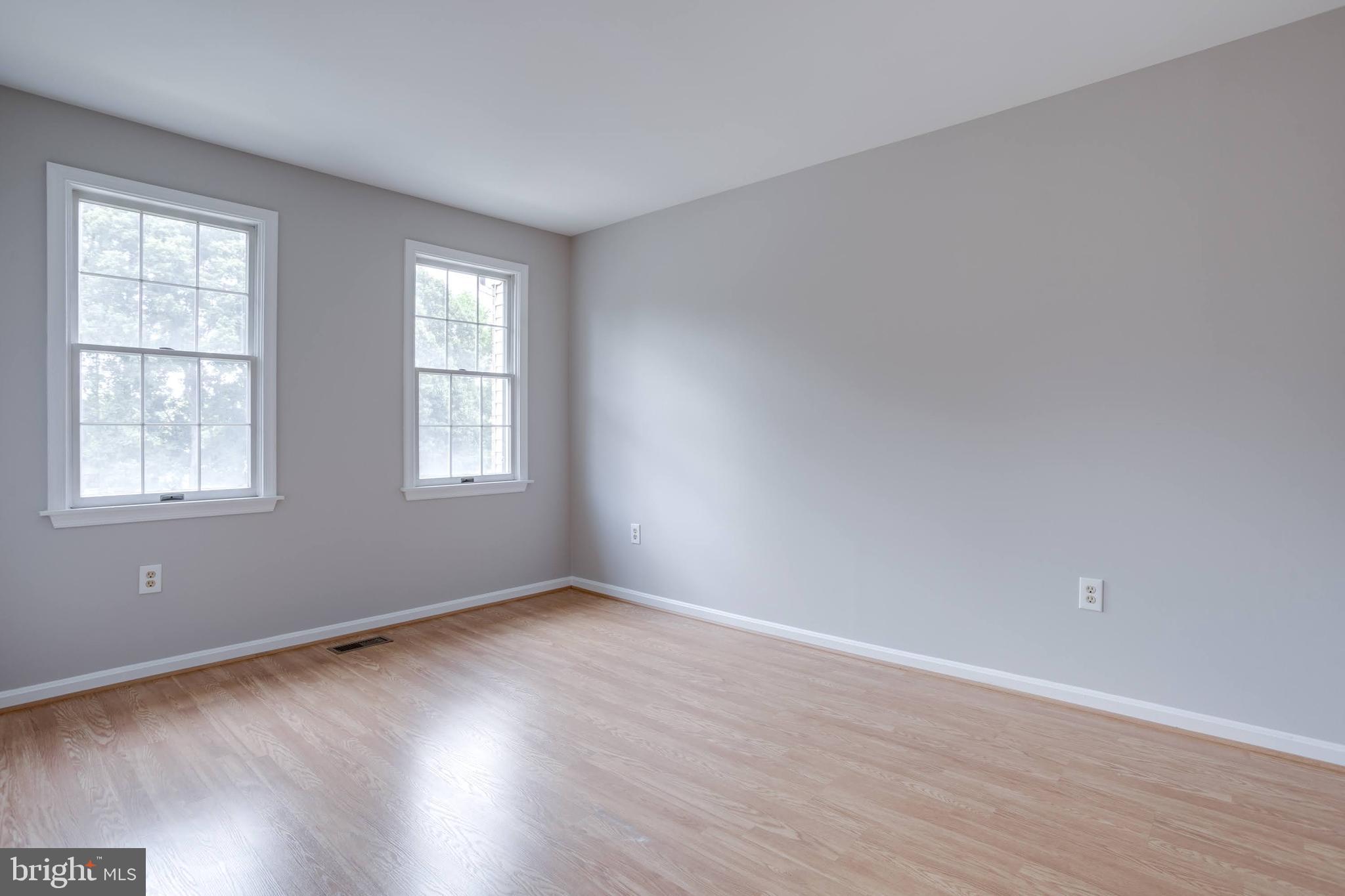 BURKE CENTRE - Residential