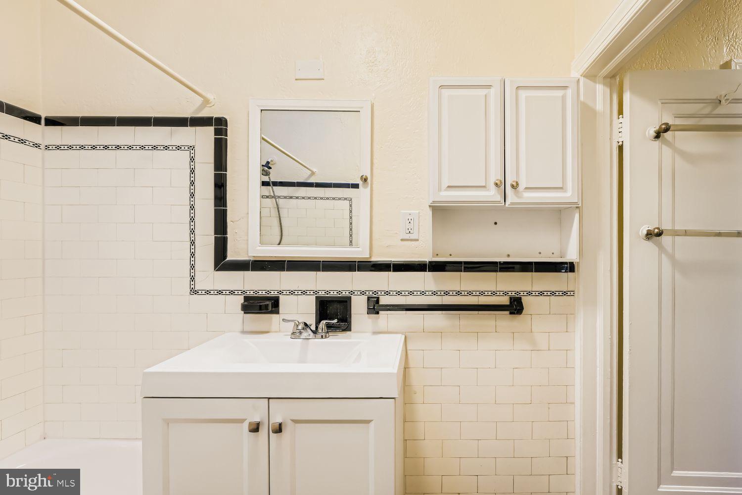 ASHBURTON - Residential Lease