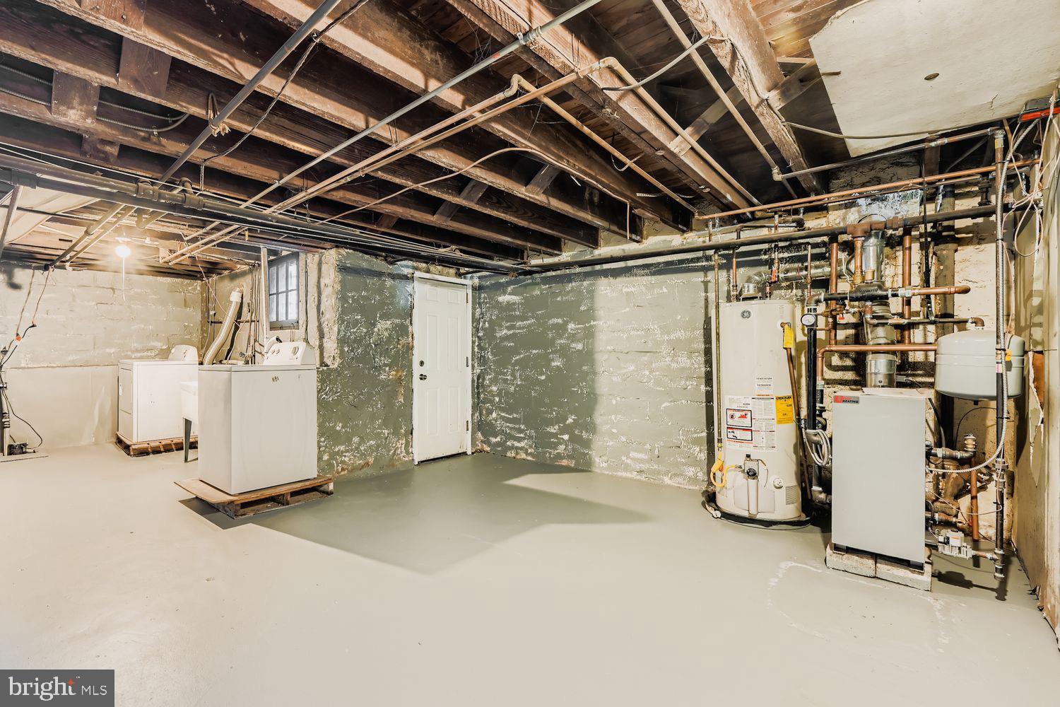 ASHBURTON - Residential Lease