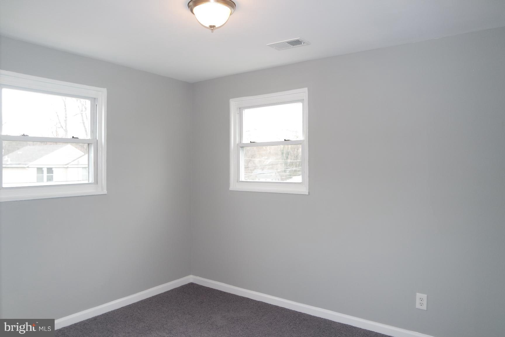 MORELAND GARDENS - Residential