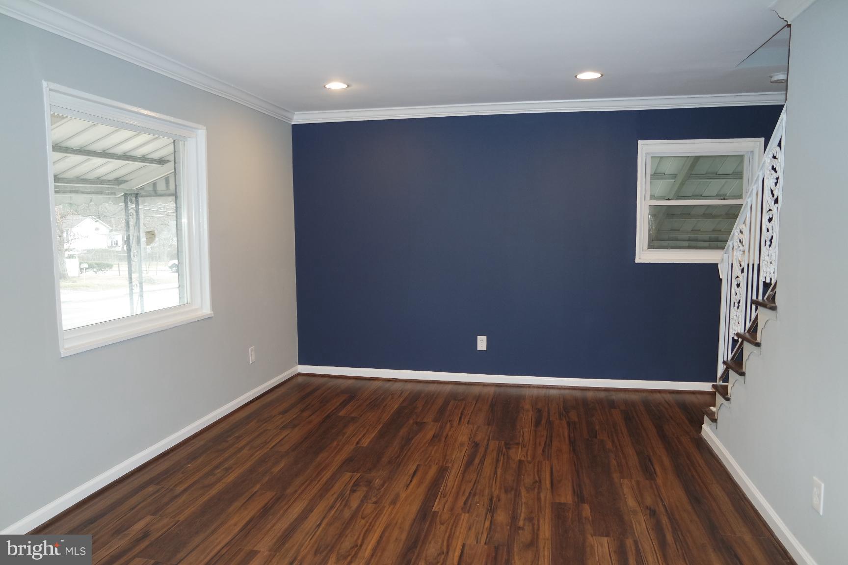 MORELAND GARDENS - Residential