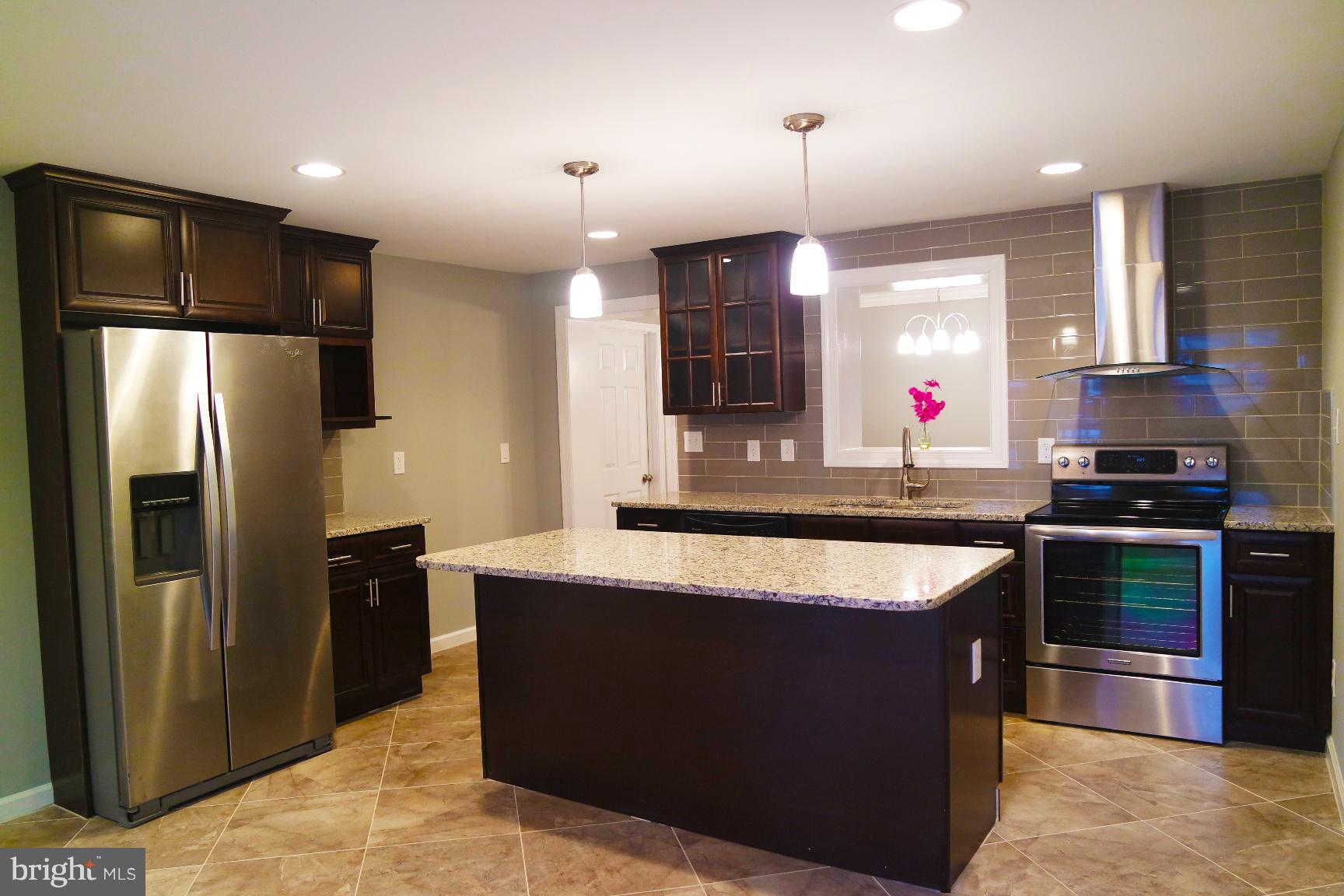 MORELAND GARDENS - Residential