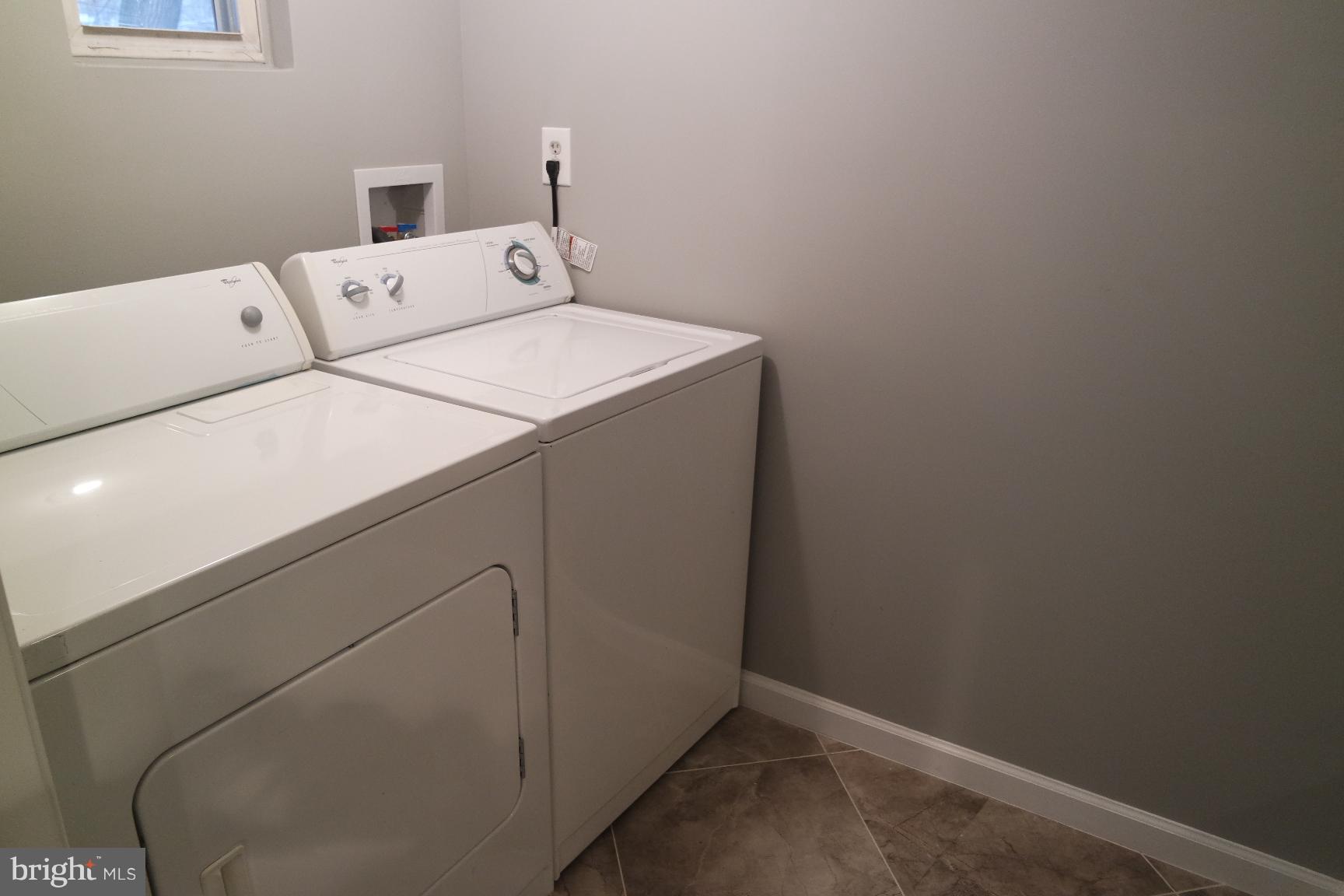 MORELAND GARDENS - Residential