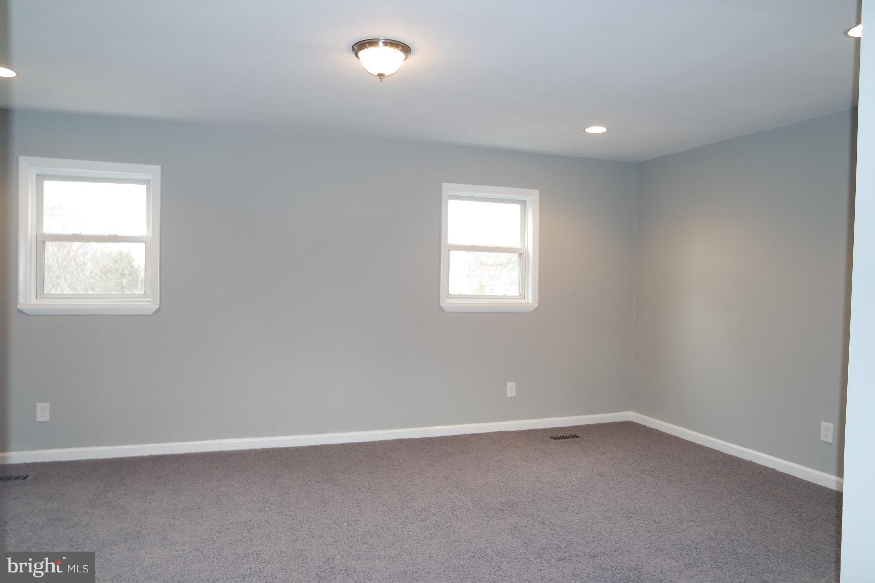 MORELAND GARDENS - Residential